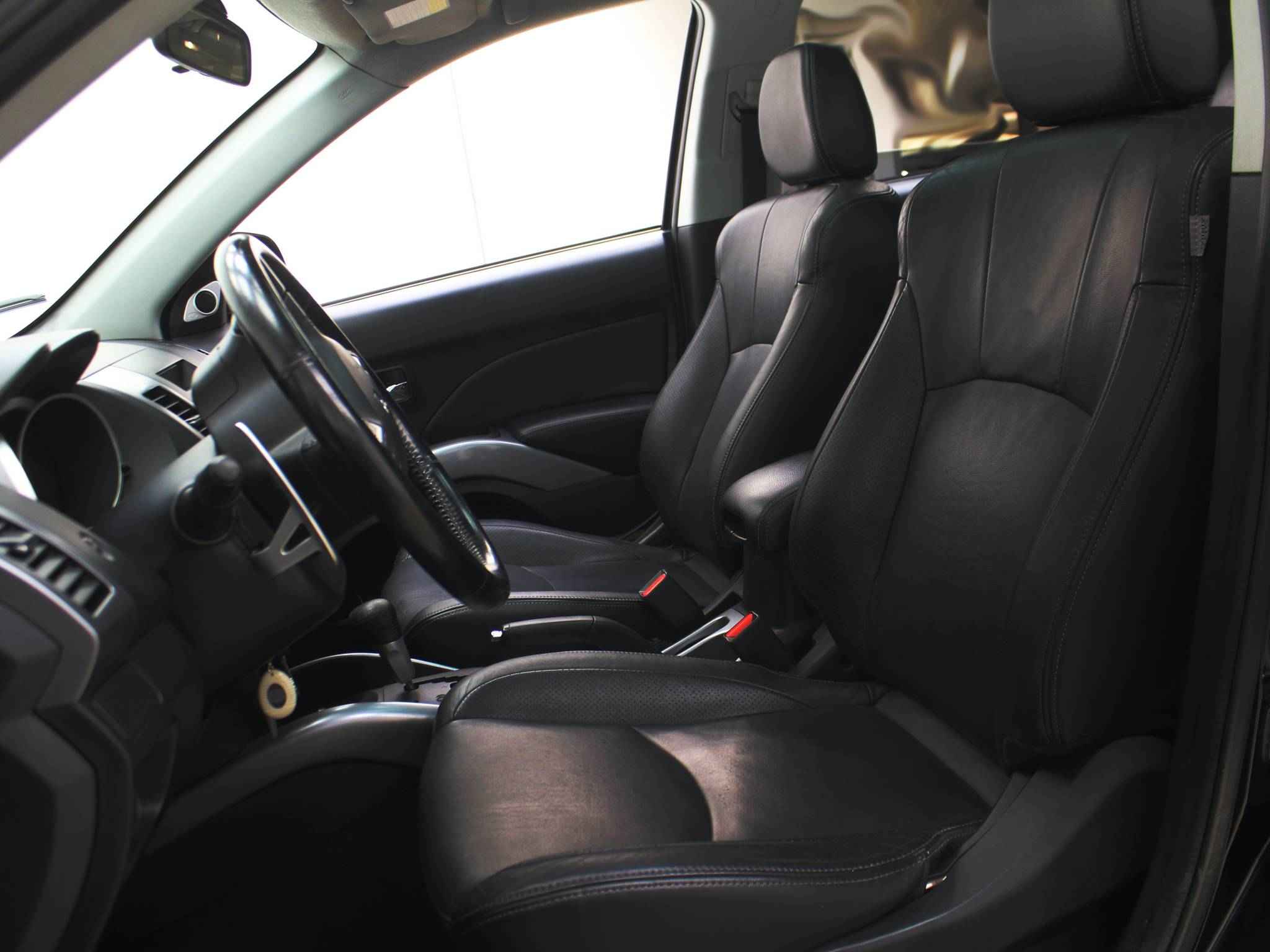 Mitsubishi Outlander, II