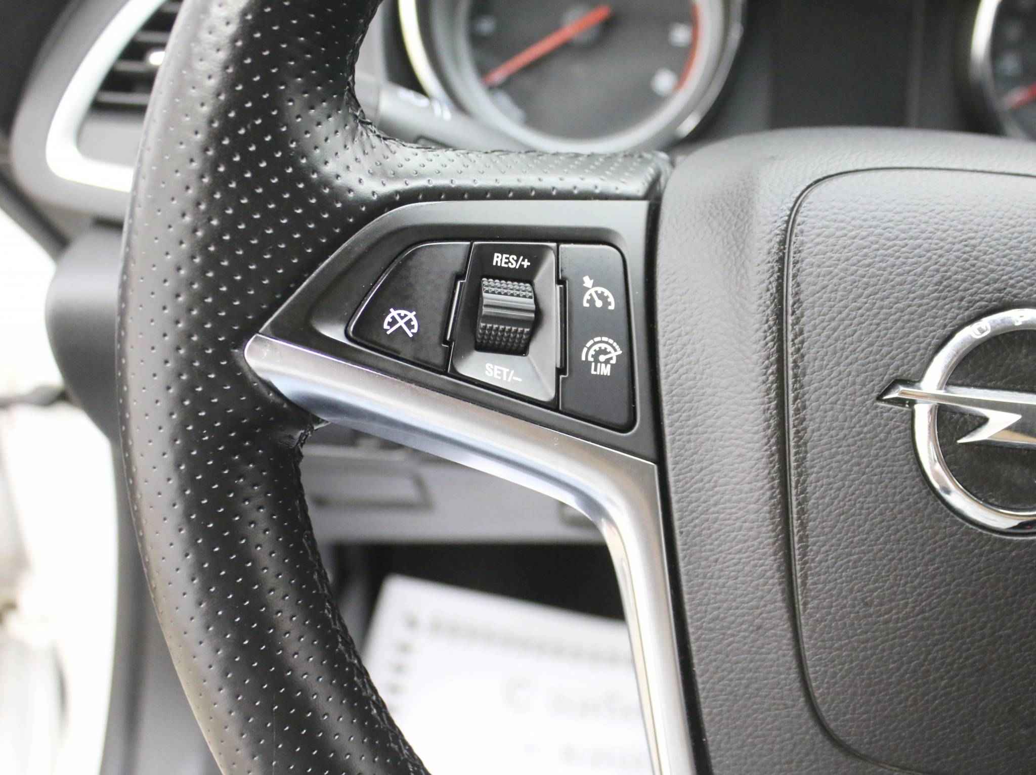 Opel Astra, J Рестайлинг