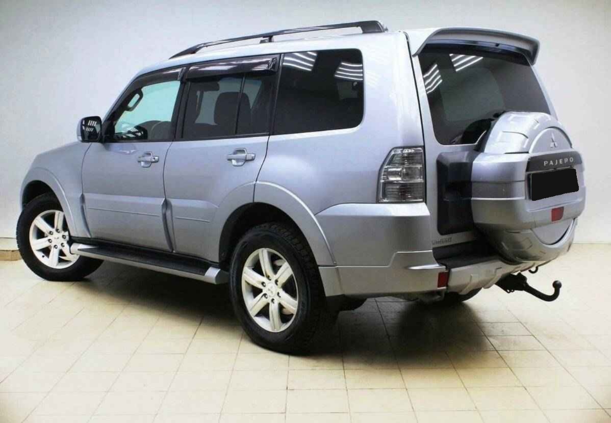 Mitsubishi Pajero, IV