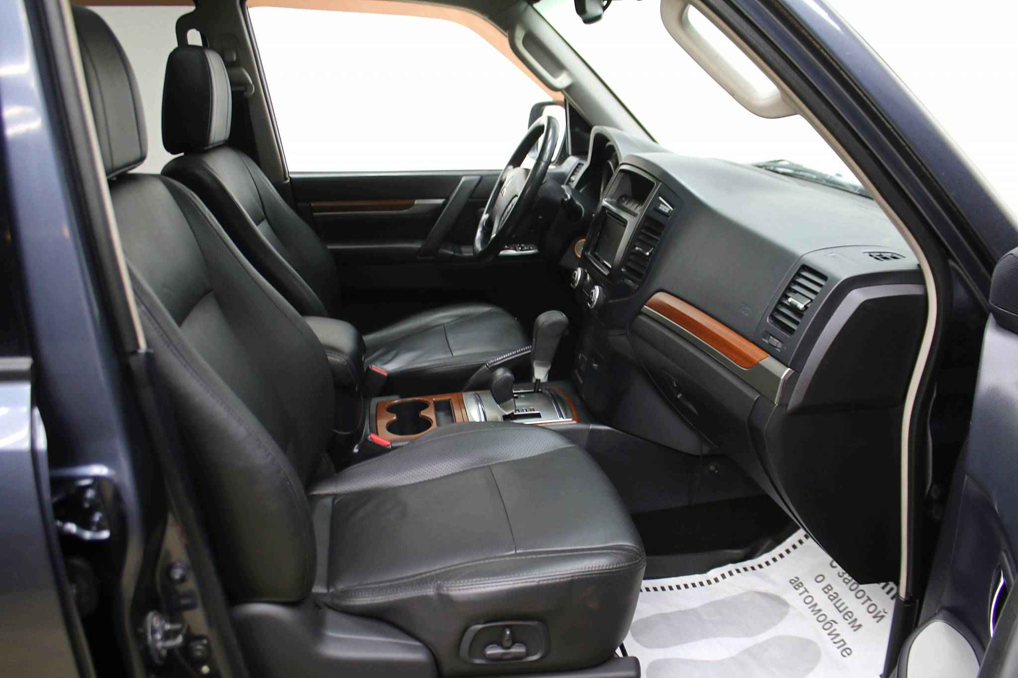 Mitsubishi Pajero, IV