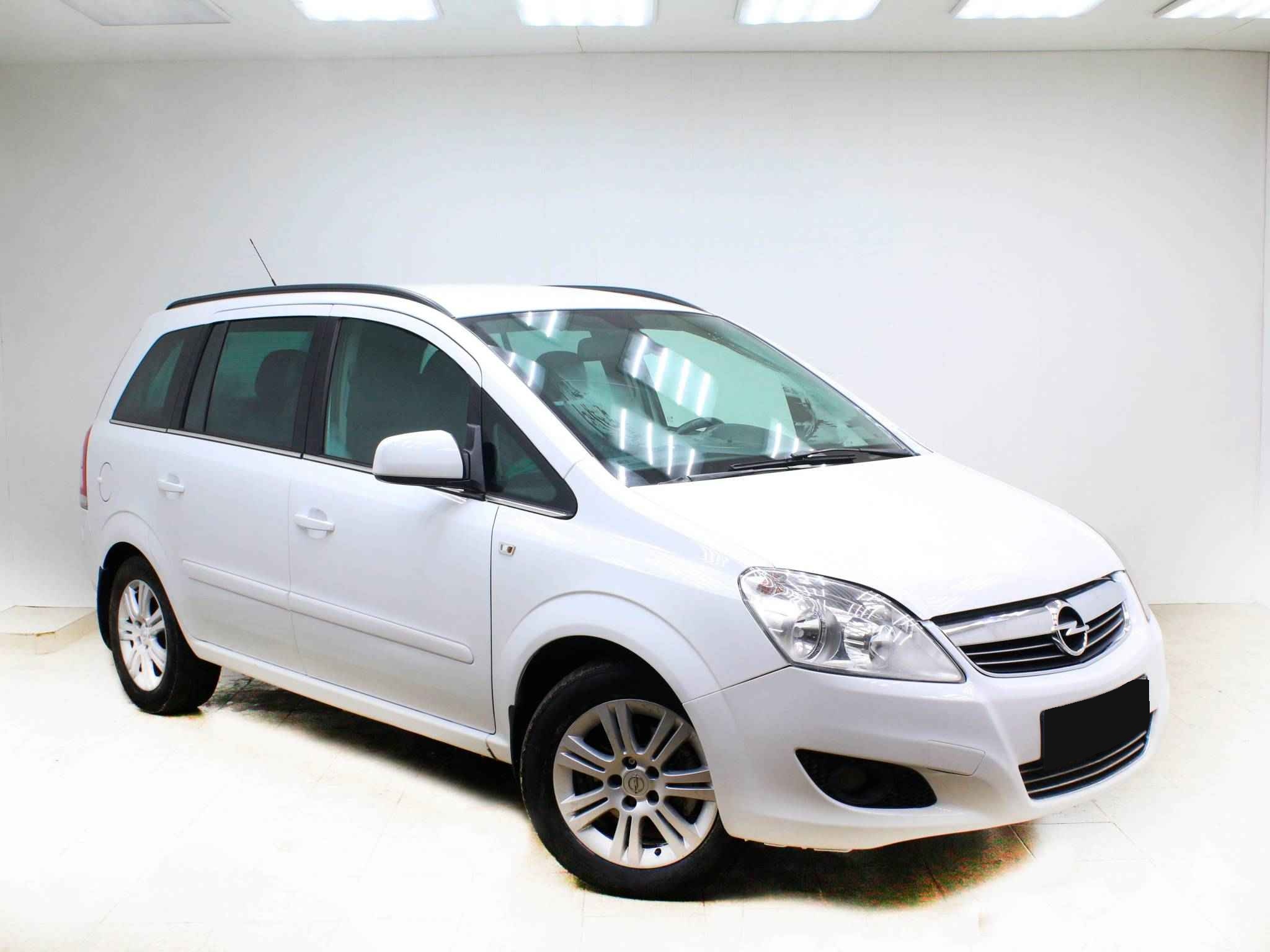 Opel Zafira, B Рестайлинг