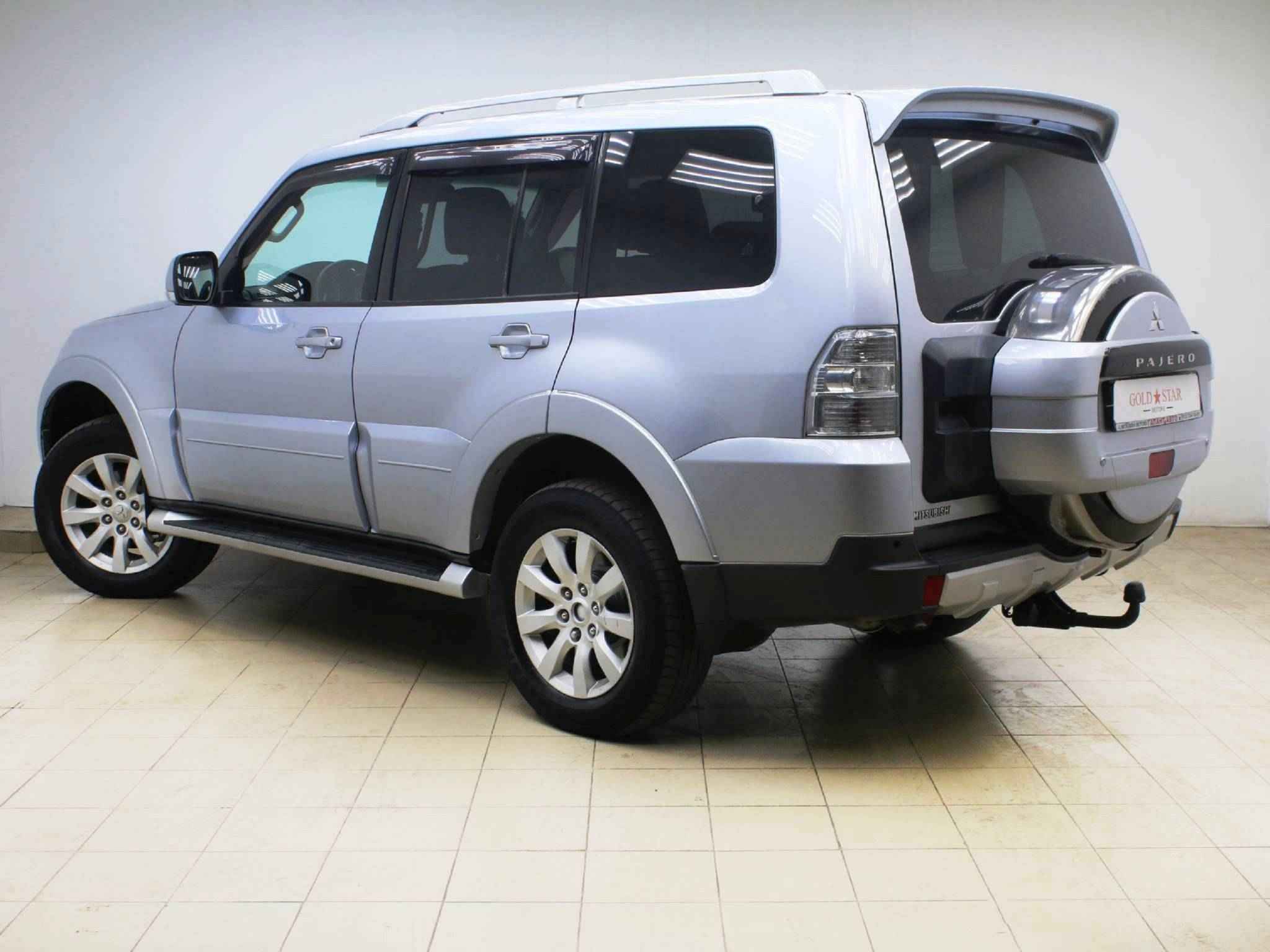 Mitsubishi Pajero, IV