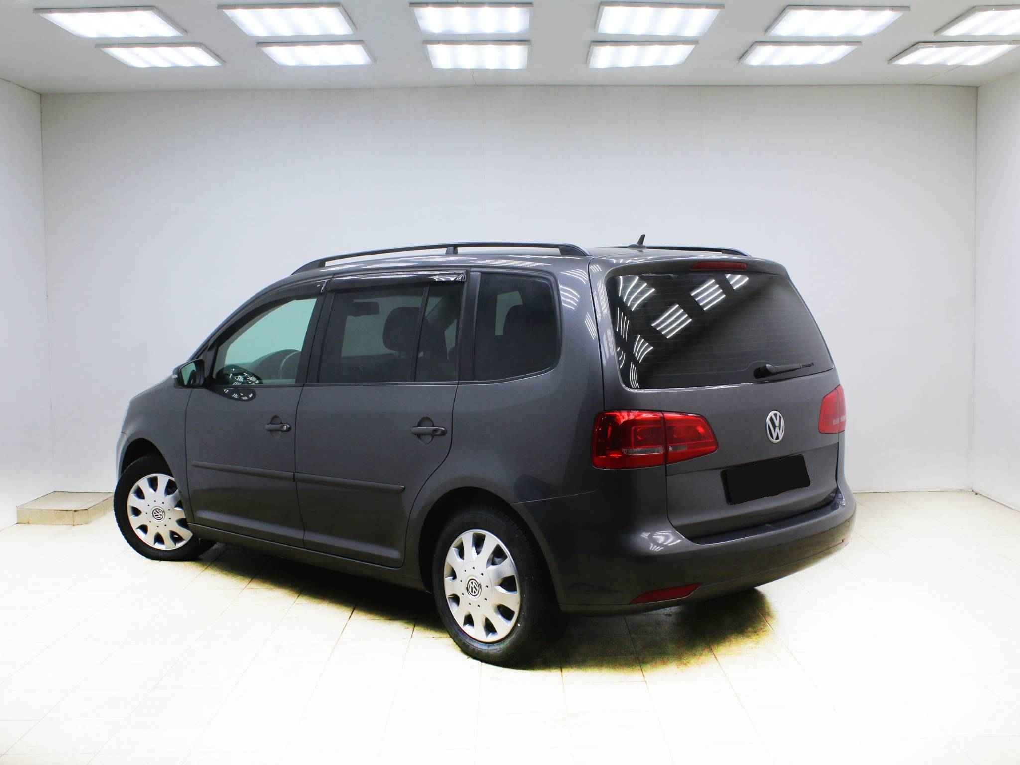 Volkswagen Touran, II