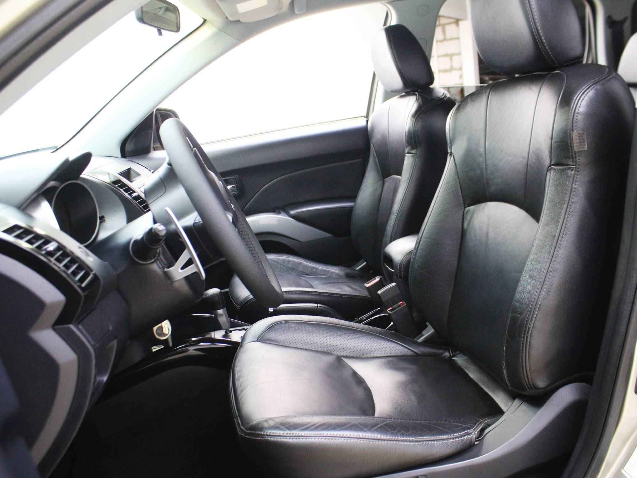 Mitsubishi Outlander, II