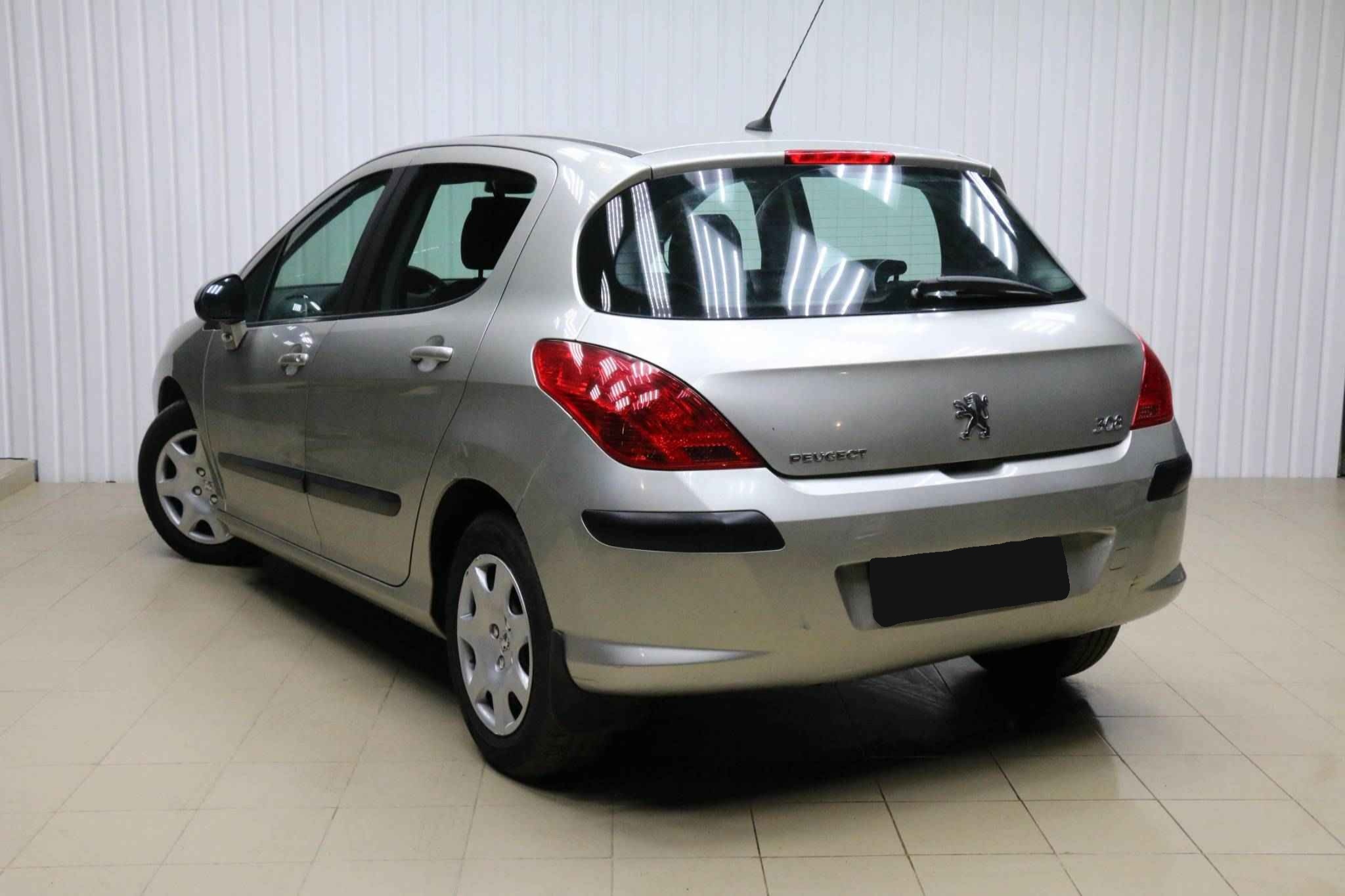 Peugeot 308, I