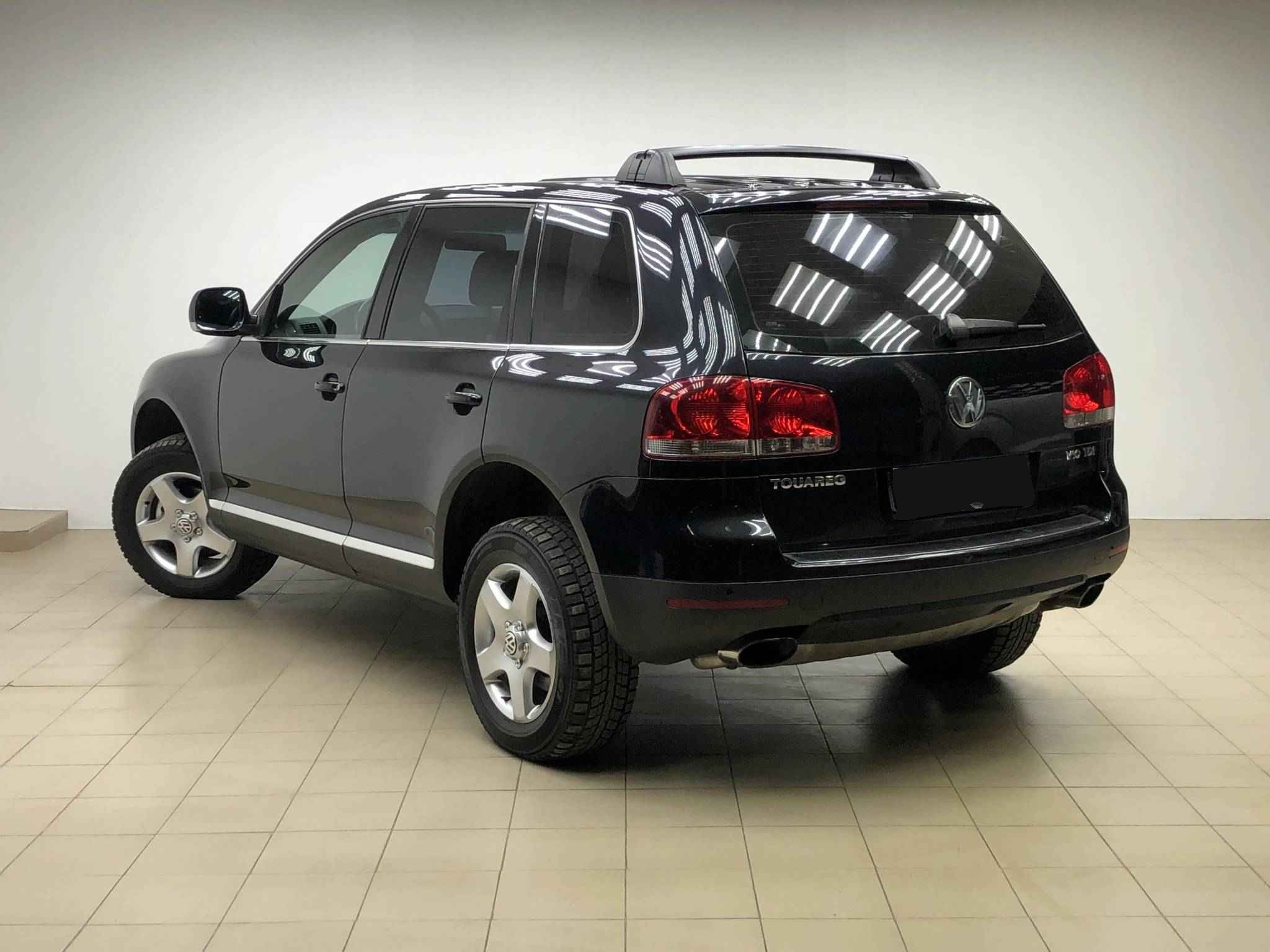 Volkswagen Touareg, I