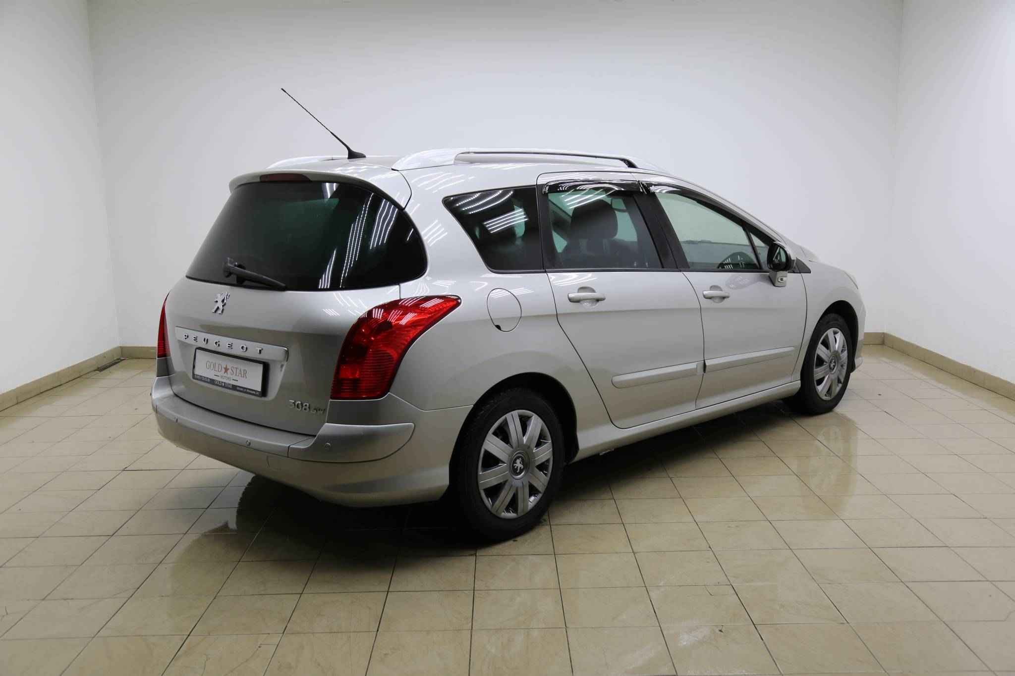 Peugeot 308, I