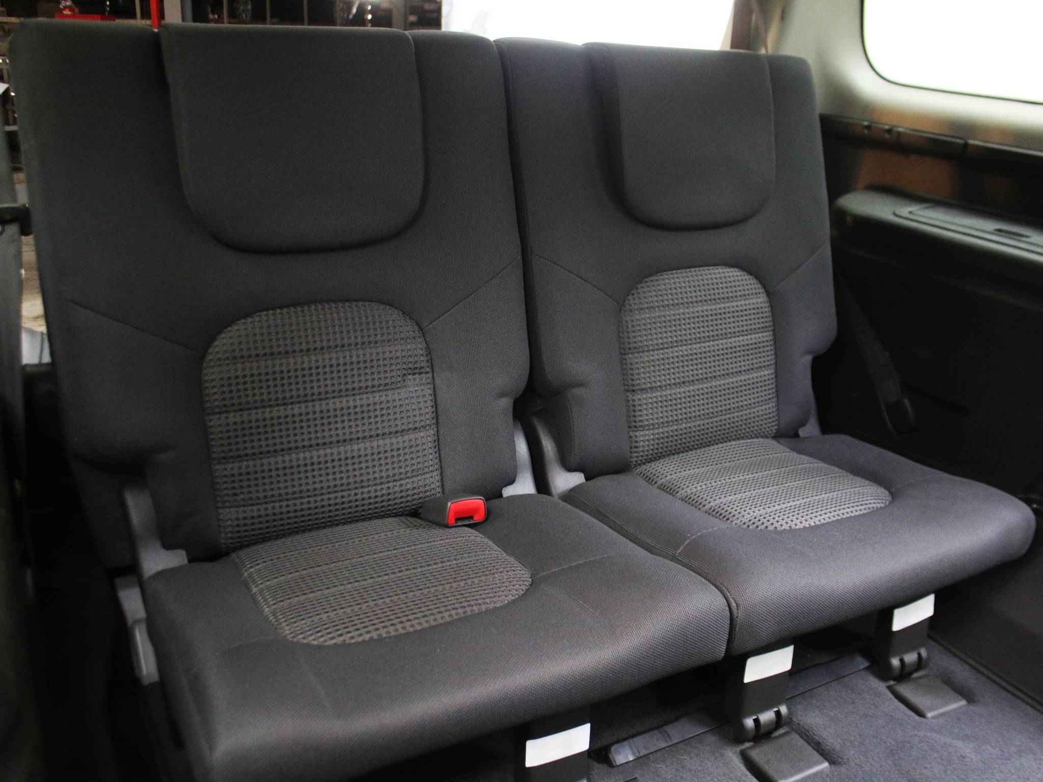 Nissan Pathfinder, III