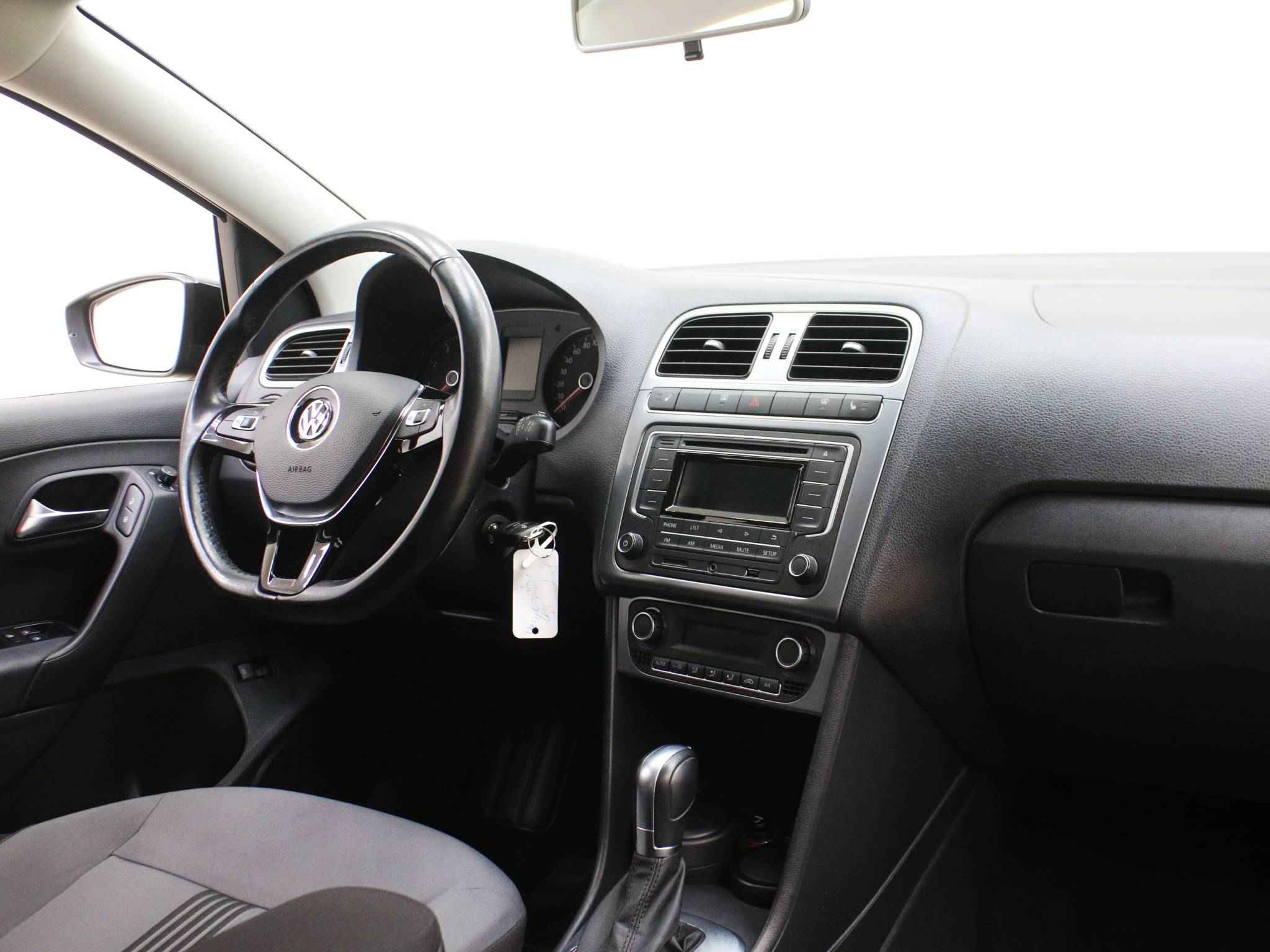 Volkswagen Polo, V Рестайлинг