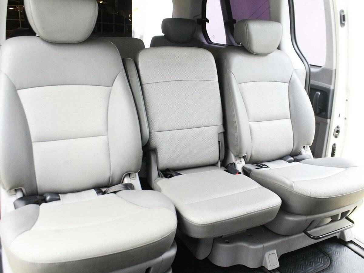 Hyundai Grand Starex, I