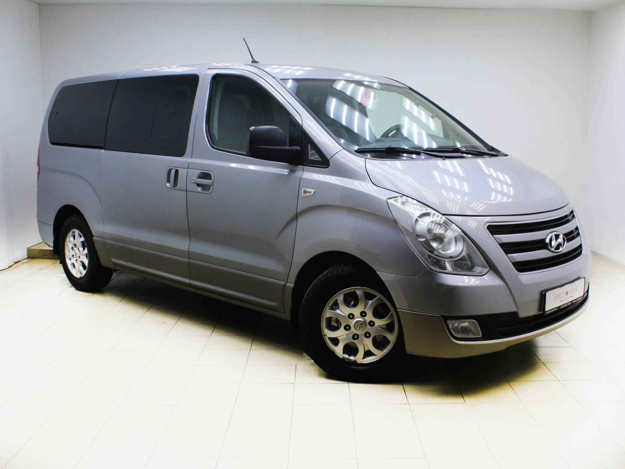 Hyundai H-1, II