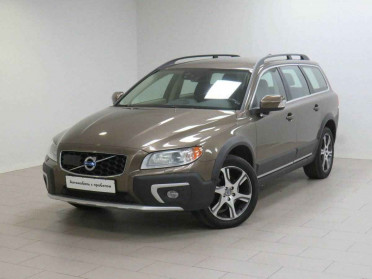 Volvo XC70, II