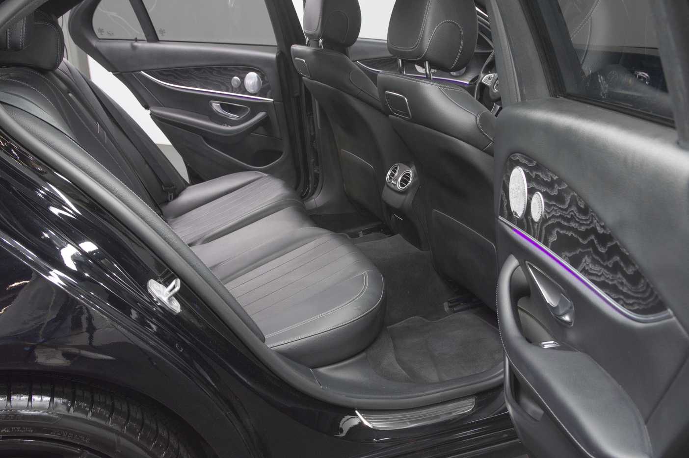 Mercedes-Benz E-Класс 300