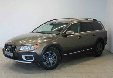 Volvo XC70, II