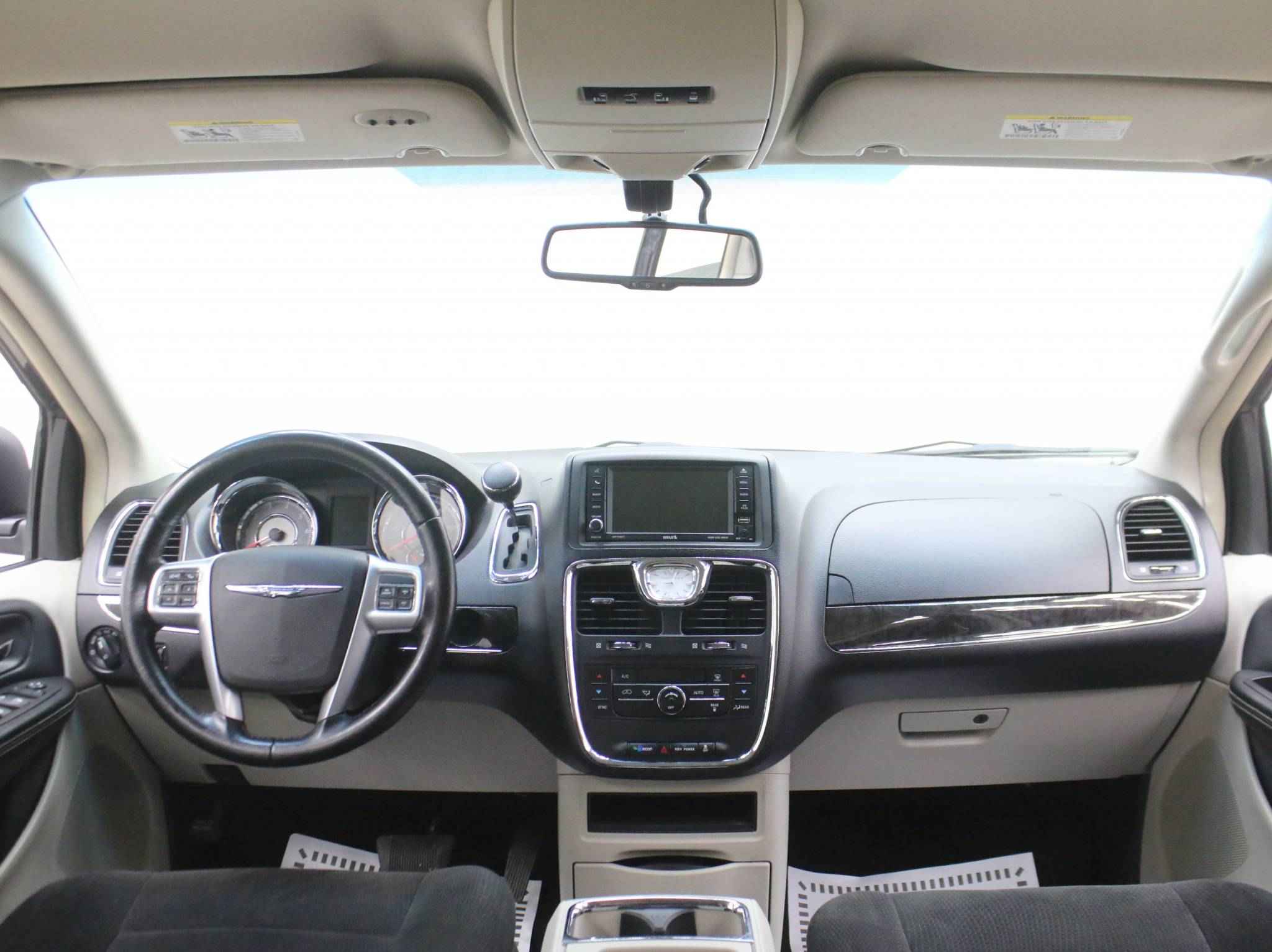 Chrysler Town & Country, V Рестайлинг