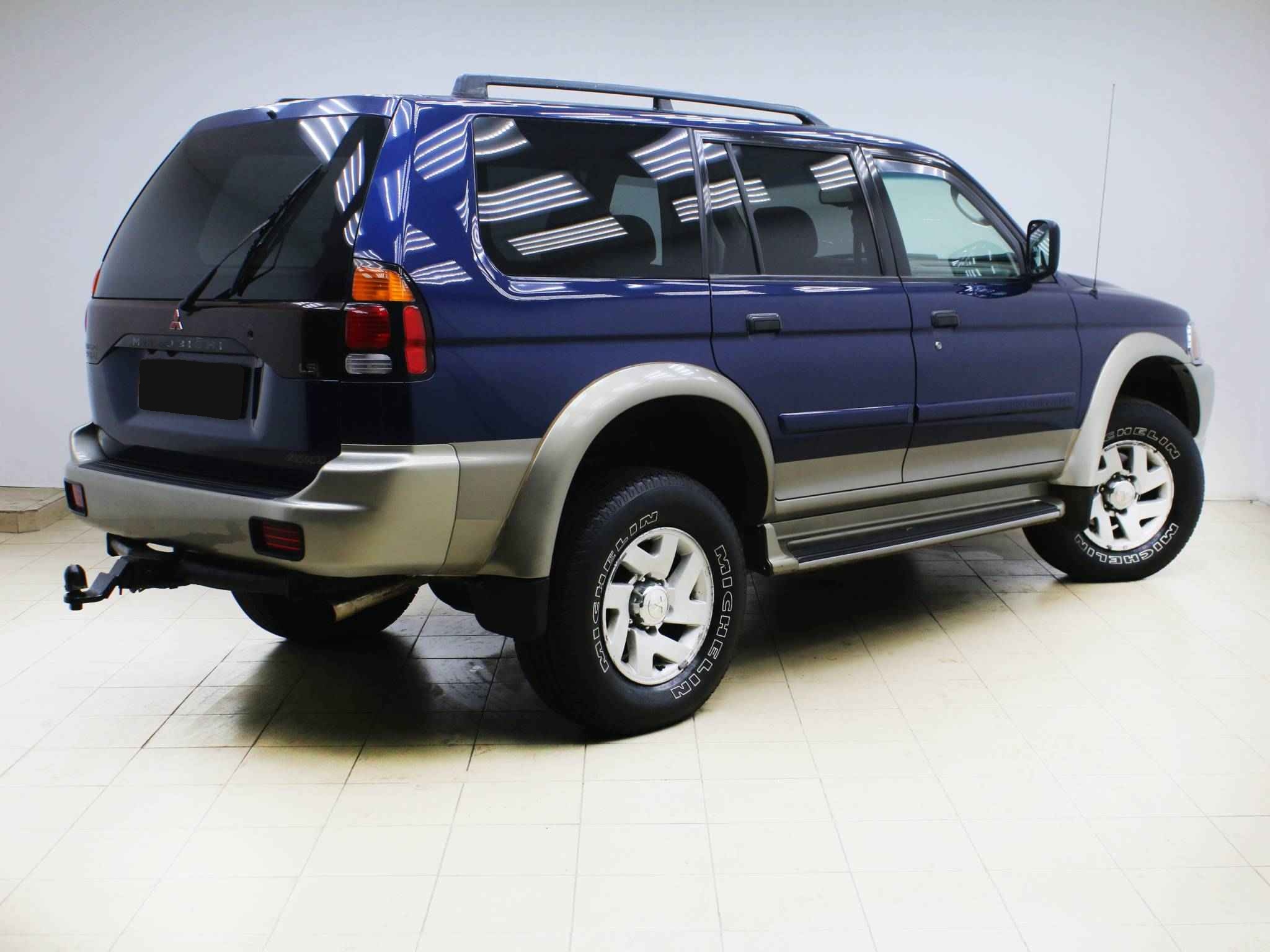 Mitsubishi Montero Sport