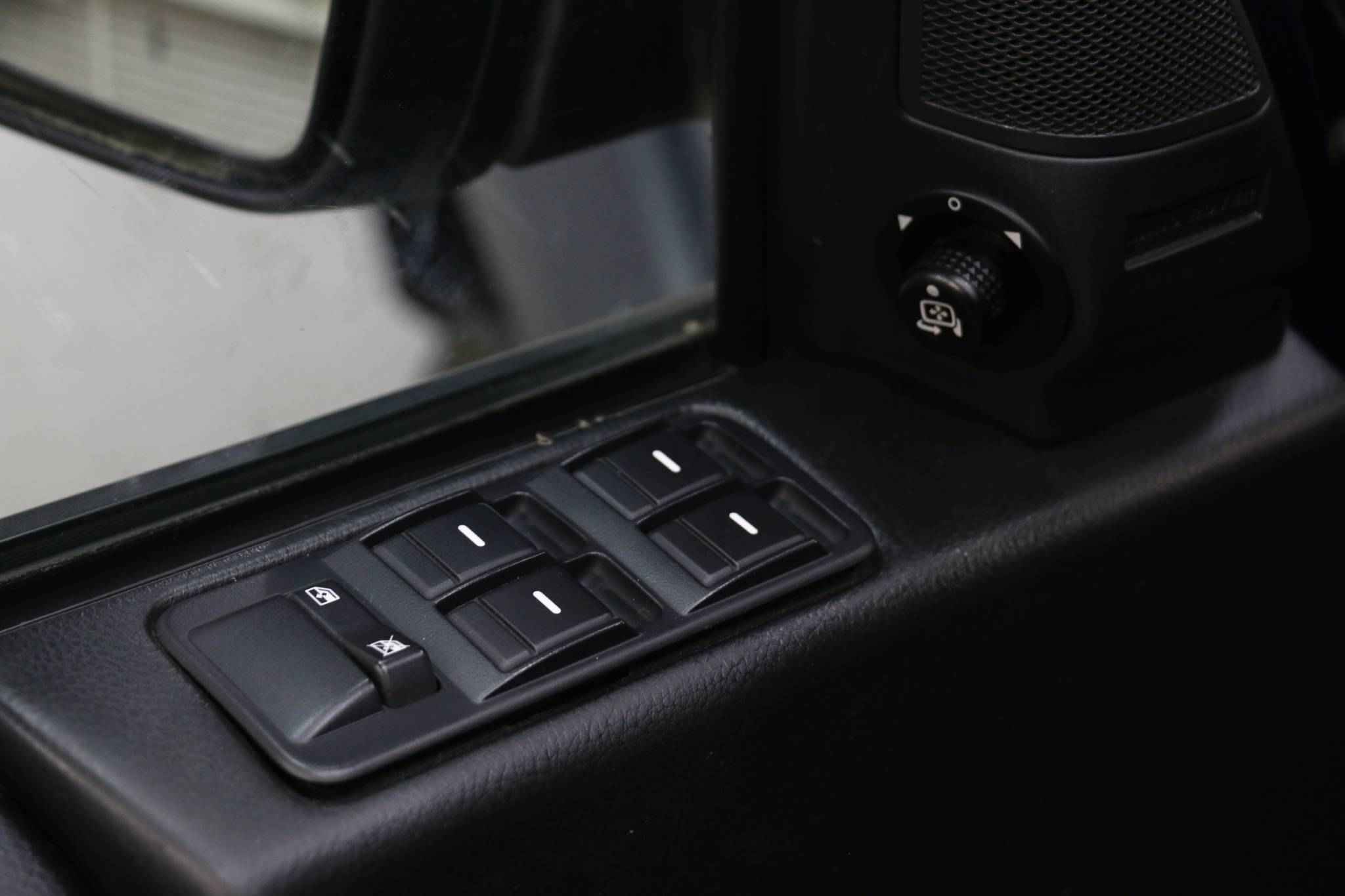 Land Rover Discovery, III