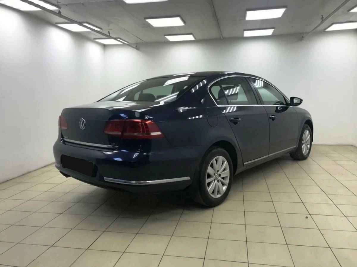 Volkswagen Passat, B7