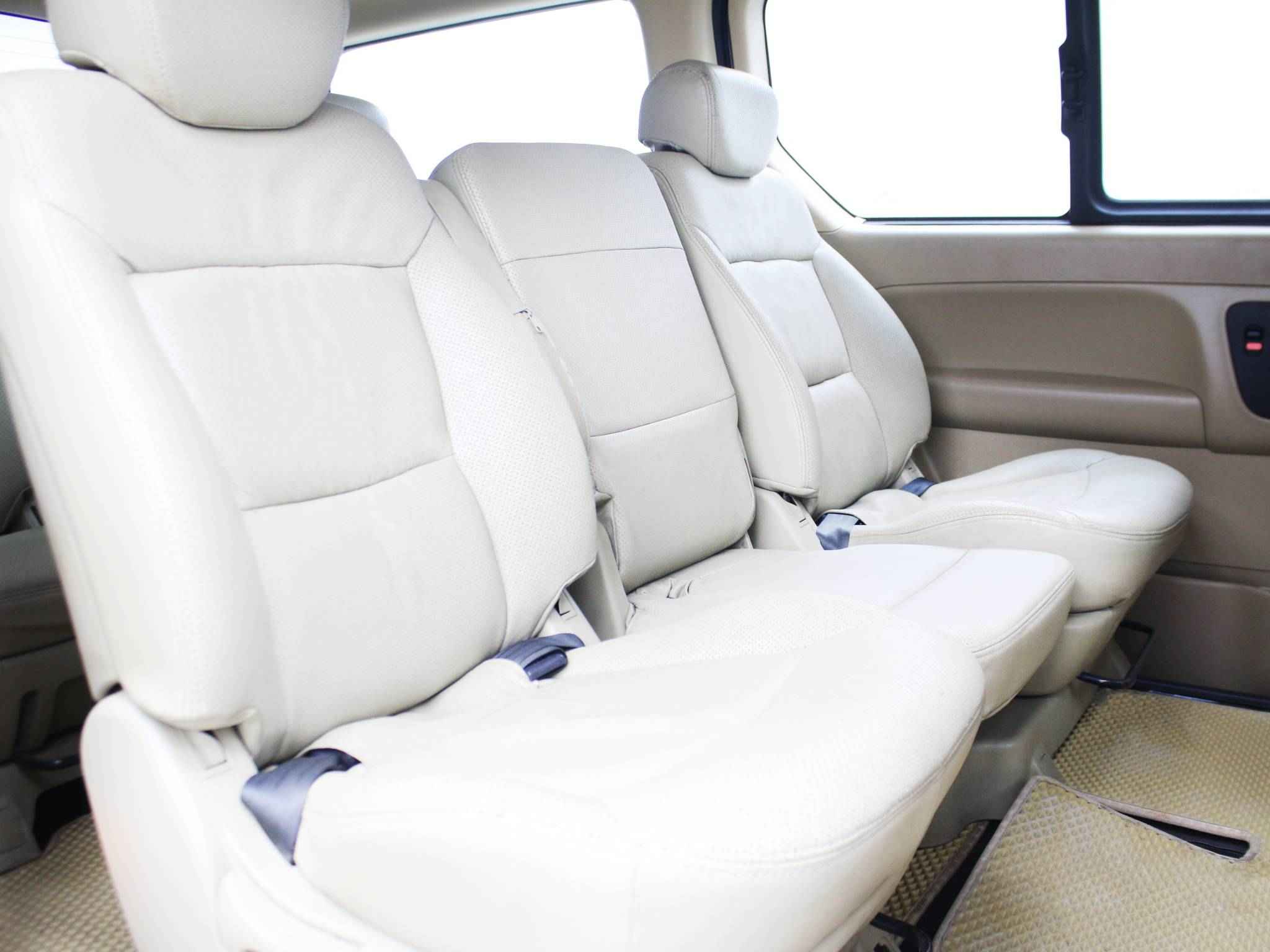 Hyundai Grand Starex, I