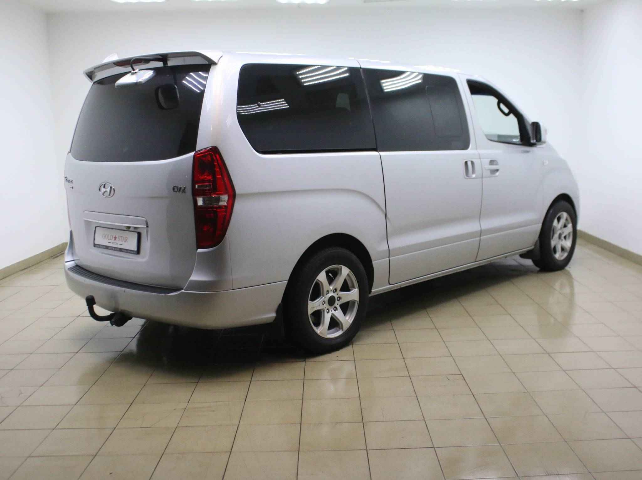 Hyundai Grand Starex, I