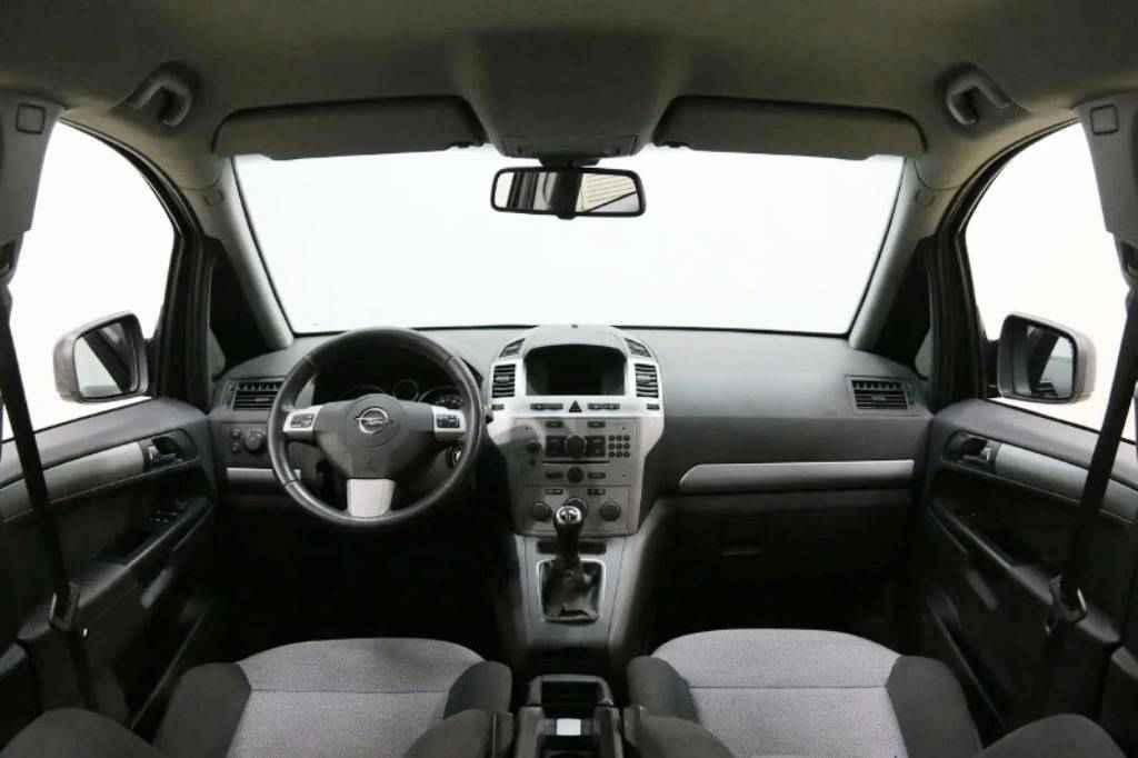 Opel Zafira, B Рестайлинг