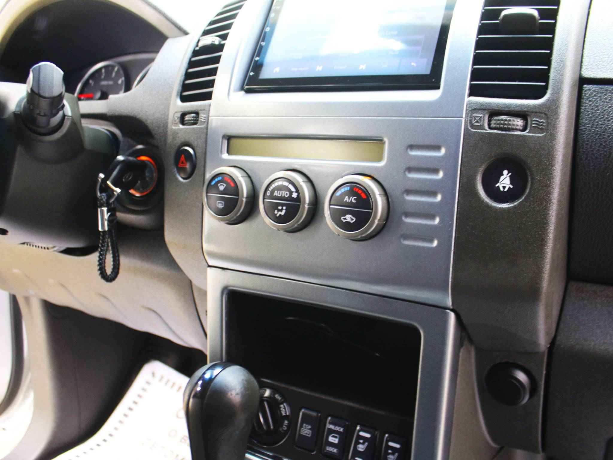 Nissan Pathfinder, III