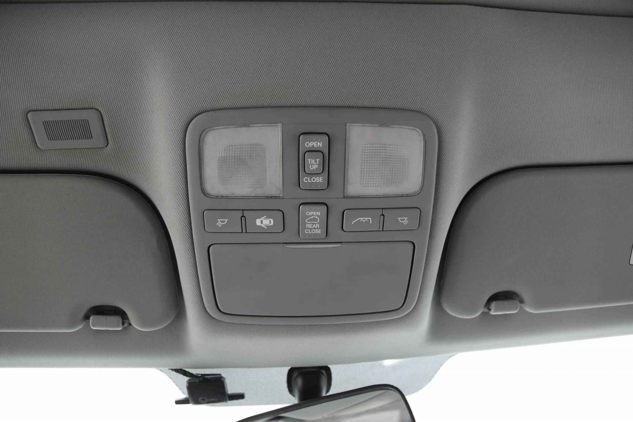 Hyundai Grand Starex, I