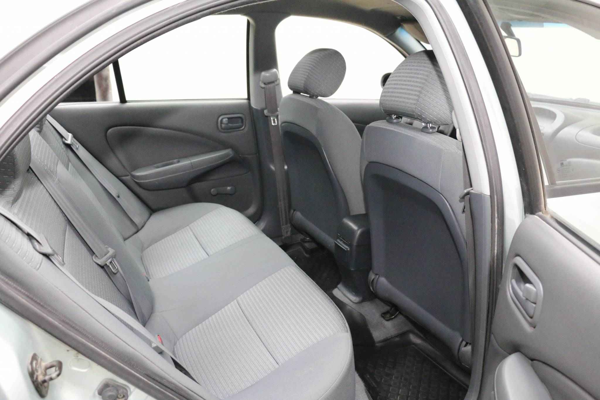 Nissan Almera Classic, I