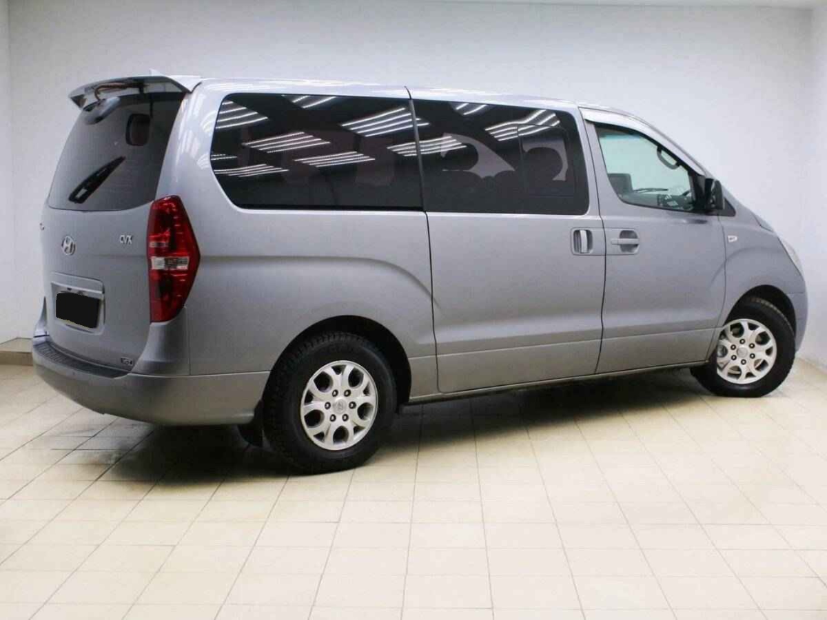 Hyundai Grand Starex, I