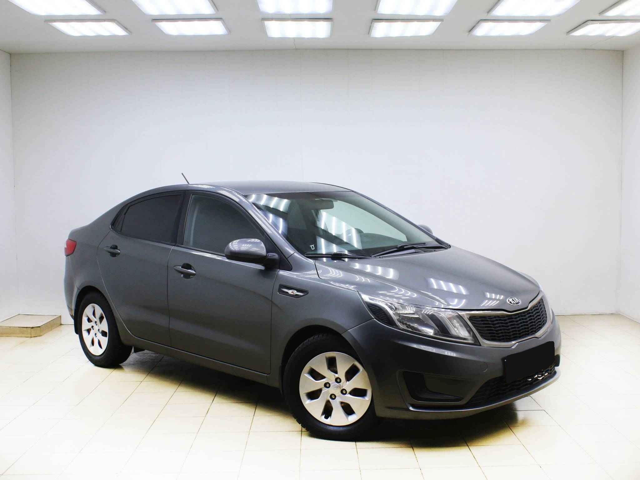 Kia Rio, III