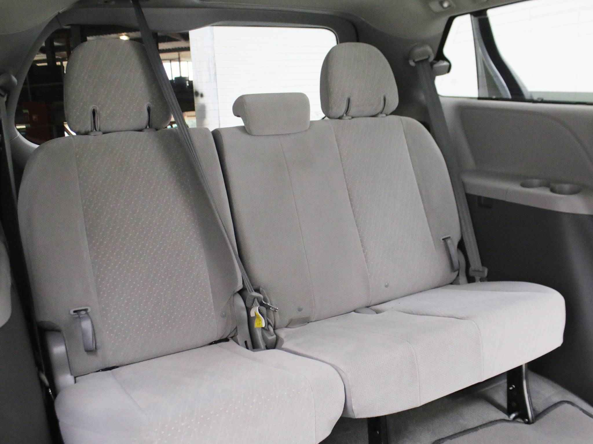 Toyota Sienna, III Рестайлинг