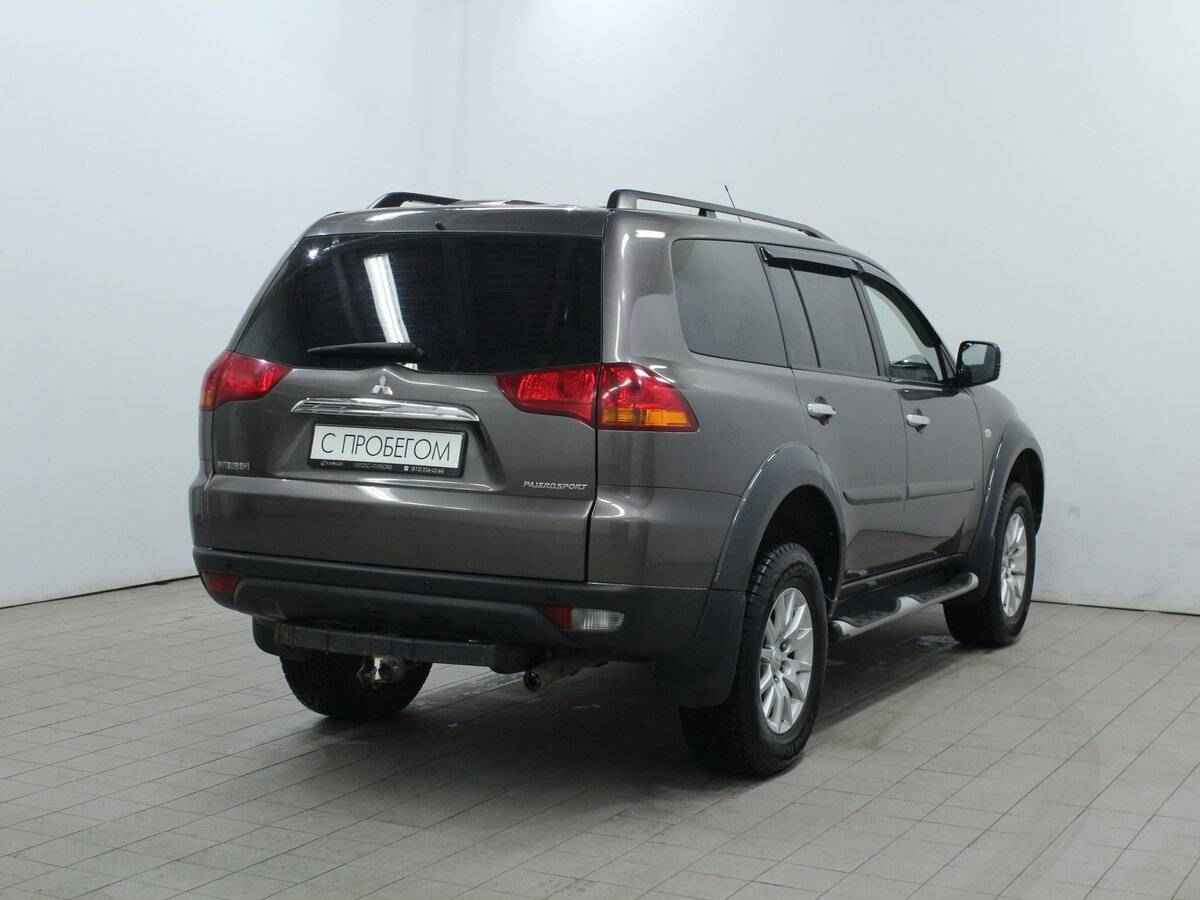 Mitsubishi Pajero Sport, II
