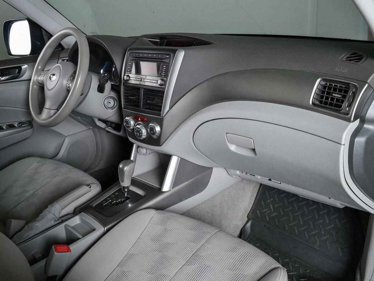 Subaru Forester, III