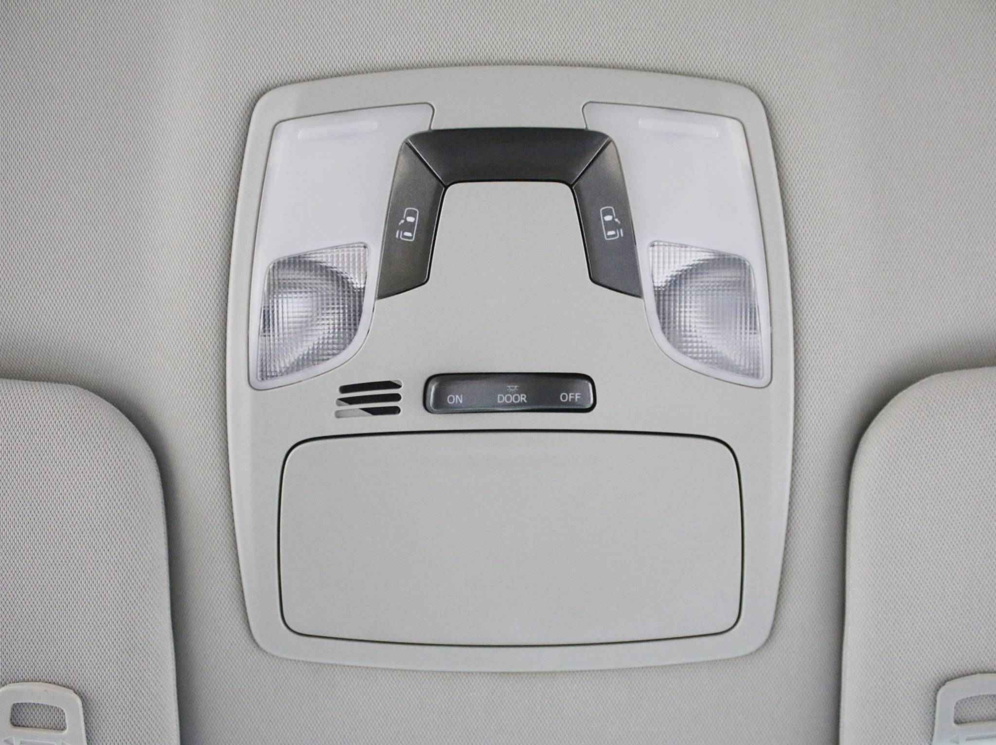 Toyota Sienna, III Рестайлинг