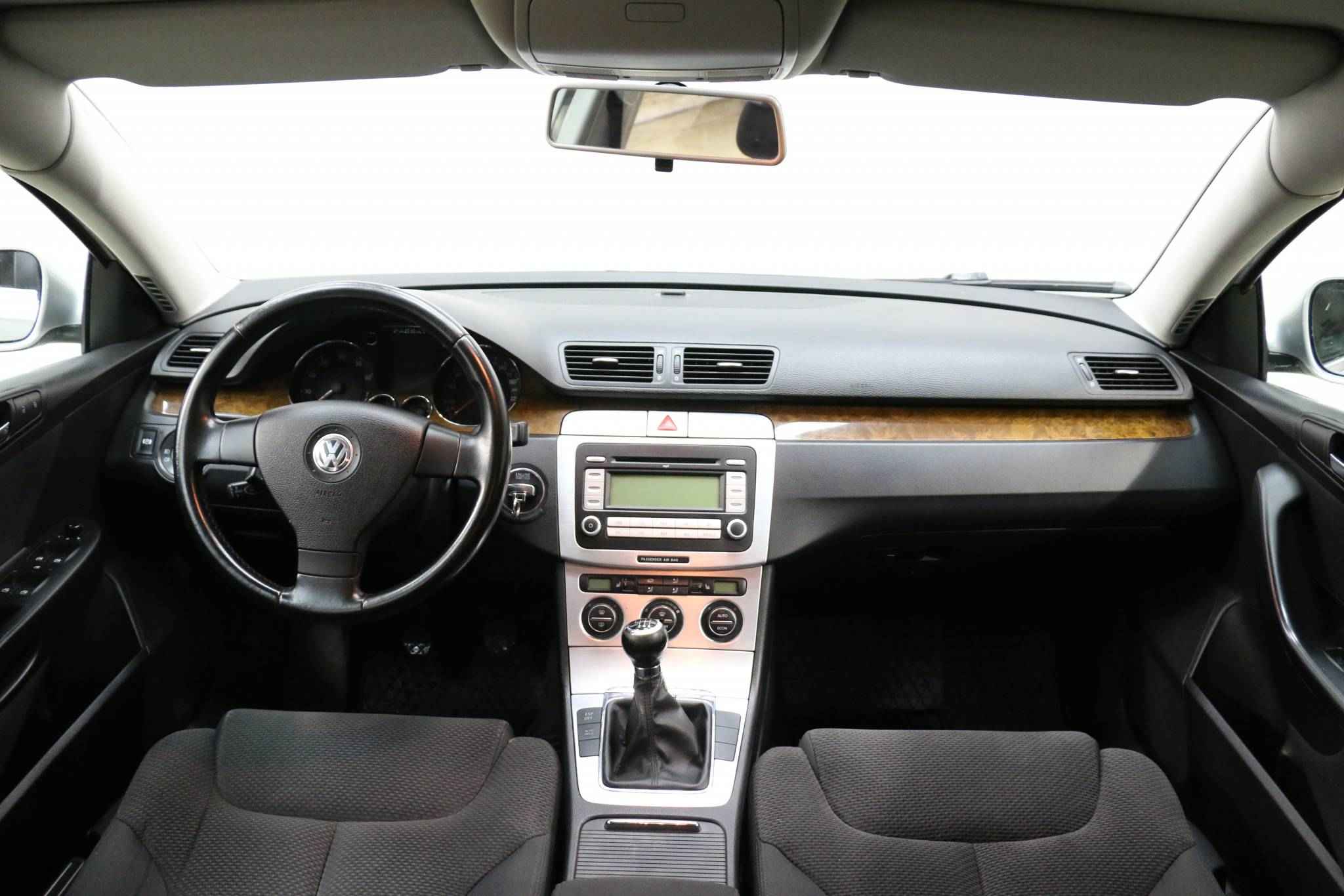 Volkswagen Passat, B6