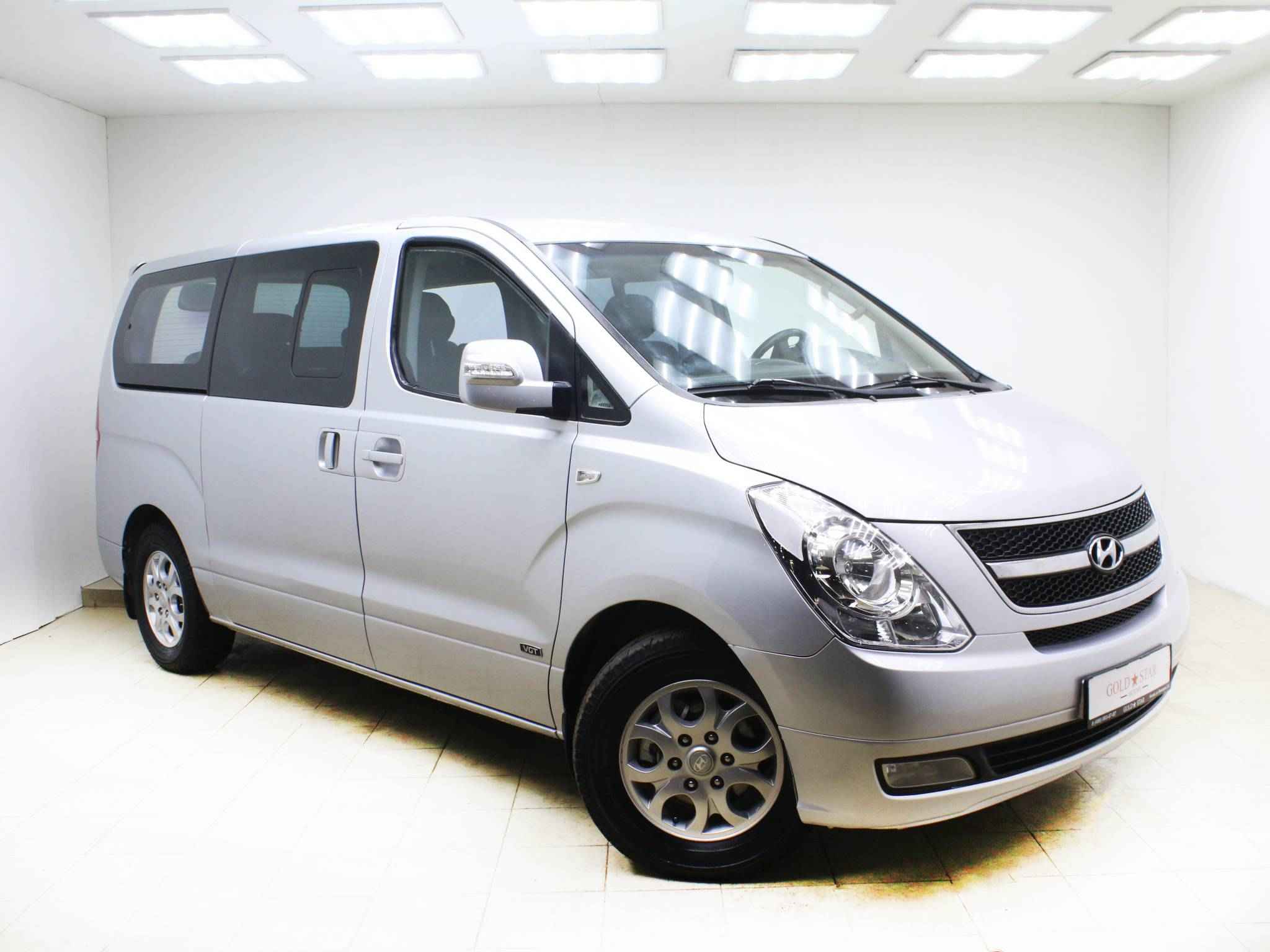 Hyundai Grand Starex, I