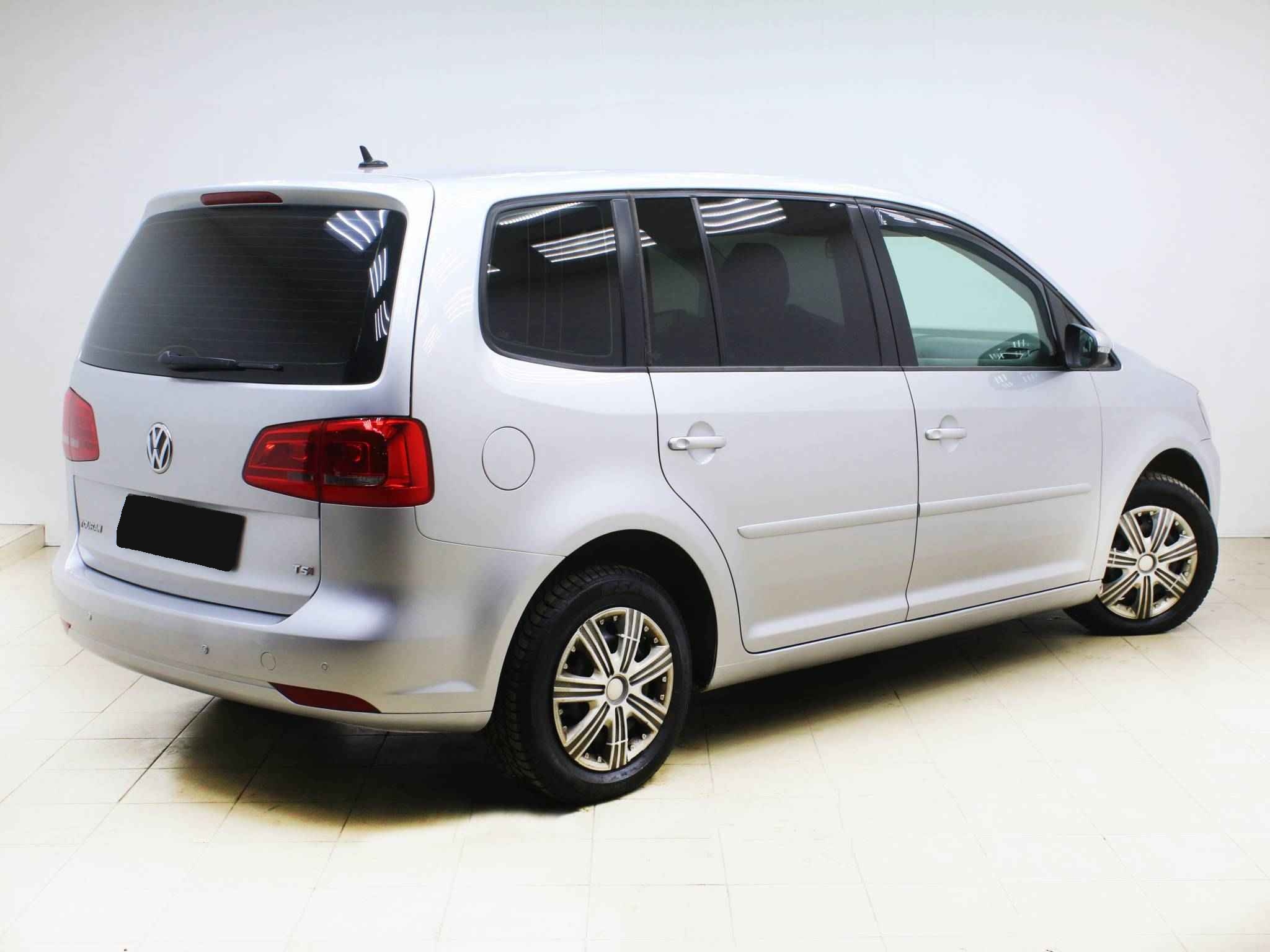 Volkswagen Touran, II