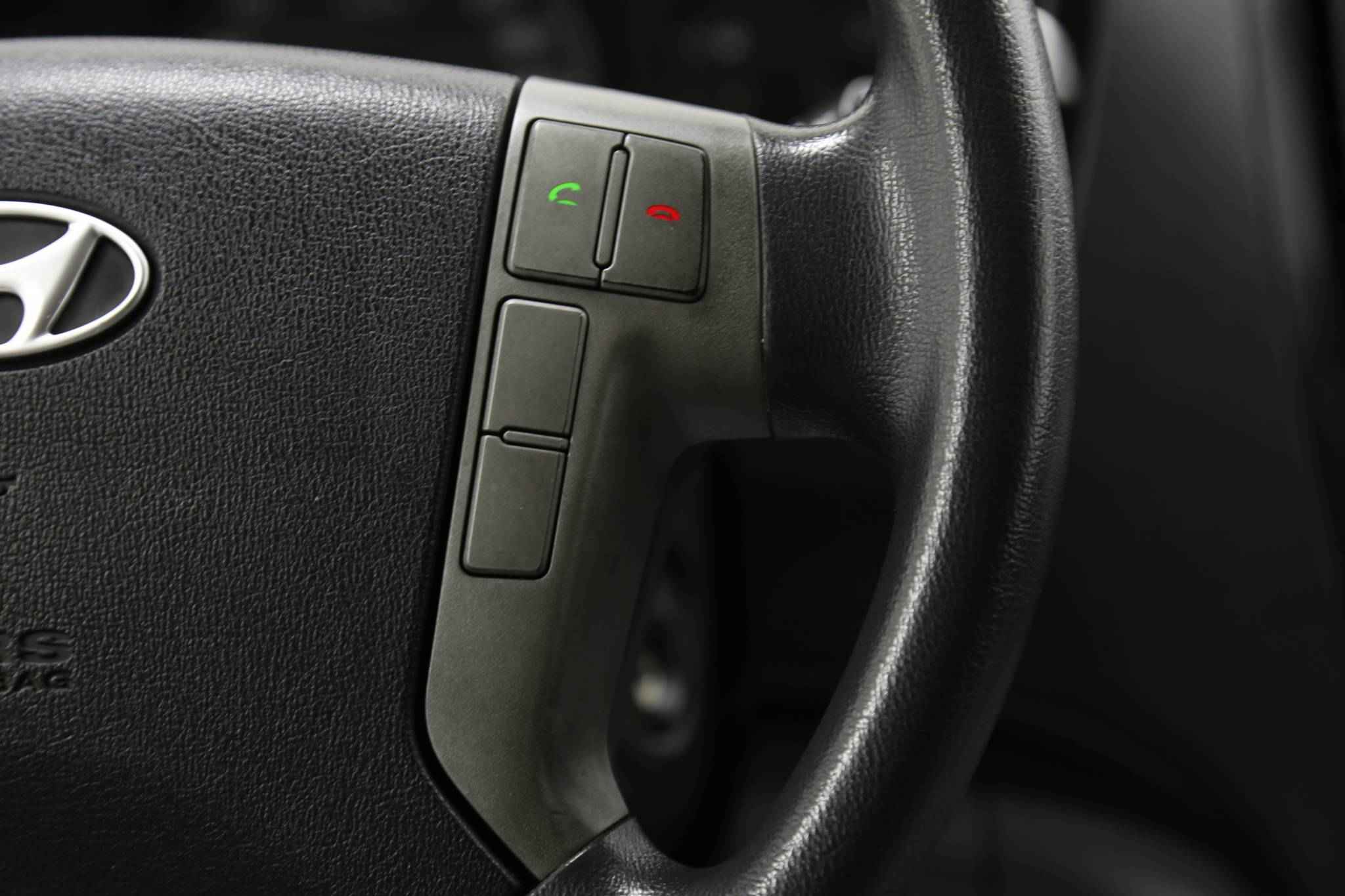 Hyundai Grand Starex, I