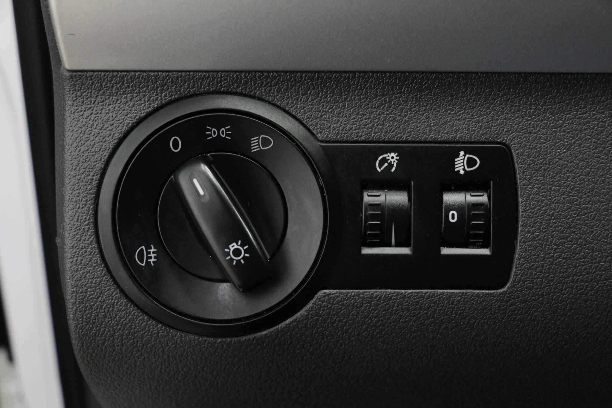 Volkswagen Touran, II