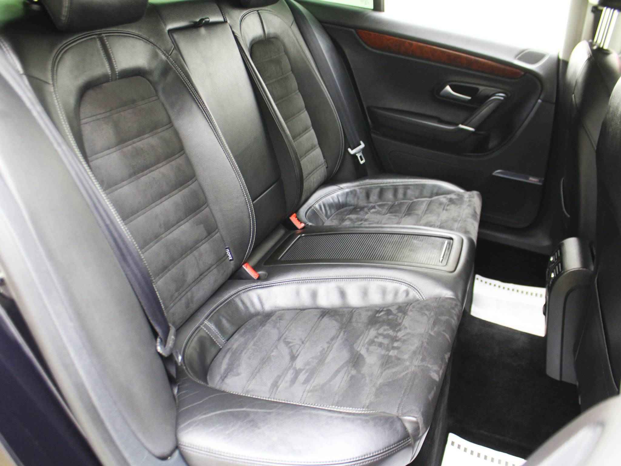 Volkswagen Passat CC, I