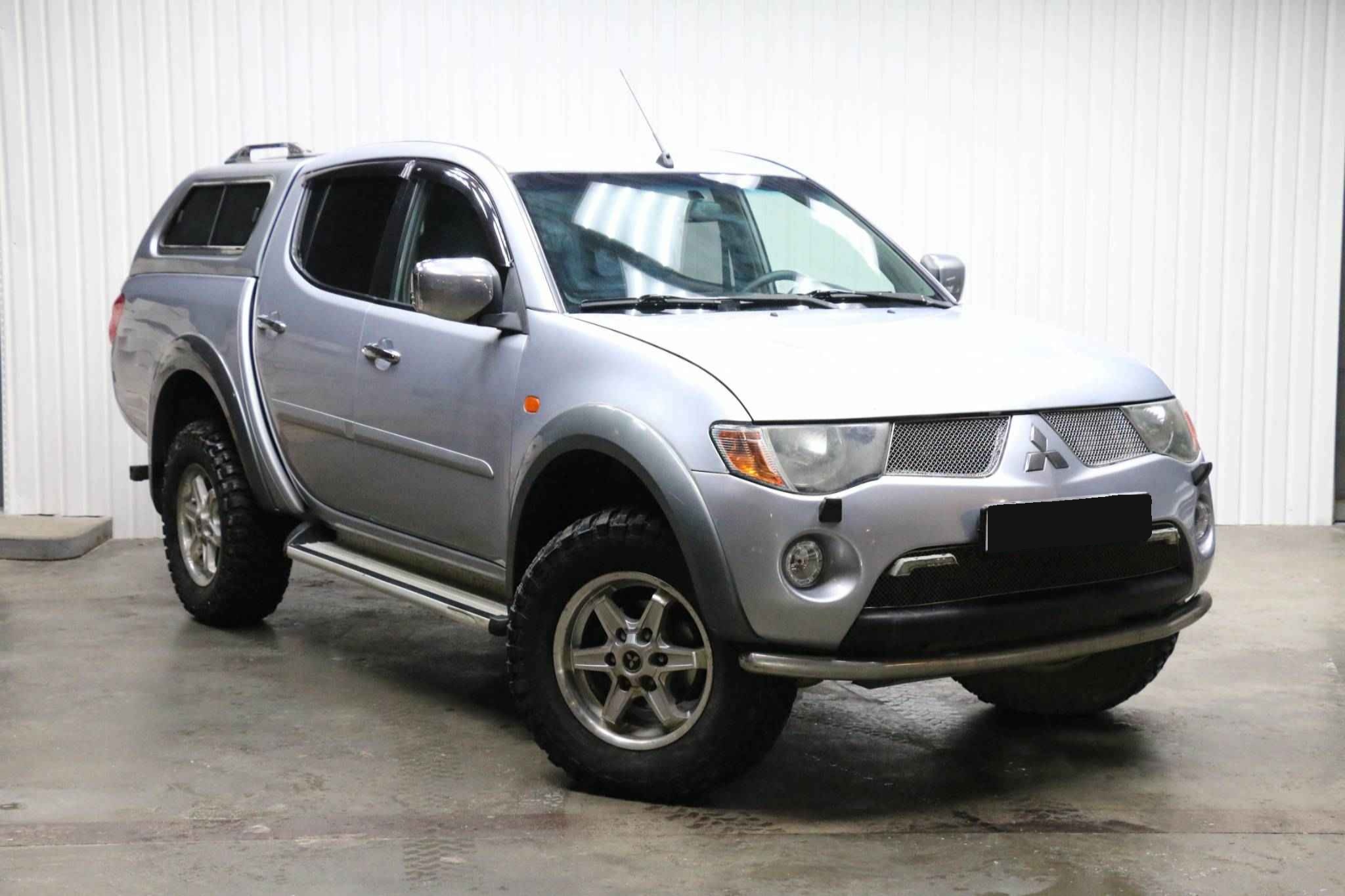 Mitsubishi L200, IV