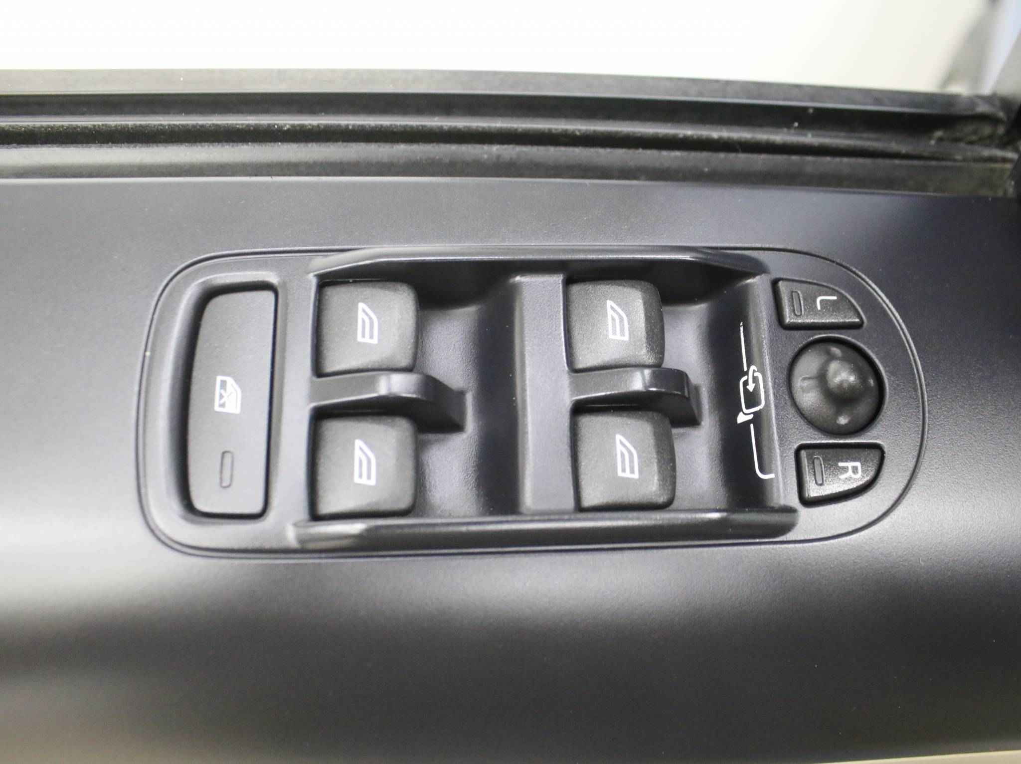 Land Rover Freelander, II Рестайлинг 2