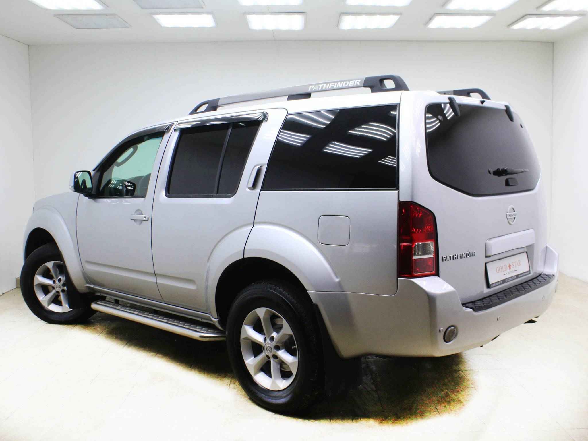 Nissan Pathfinder, III