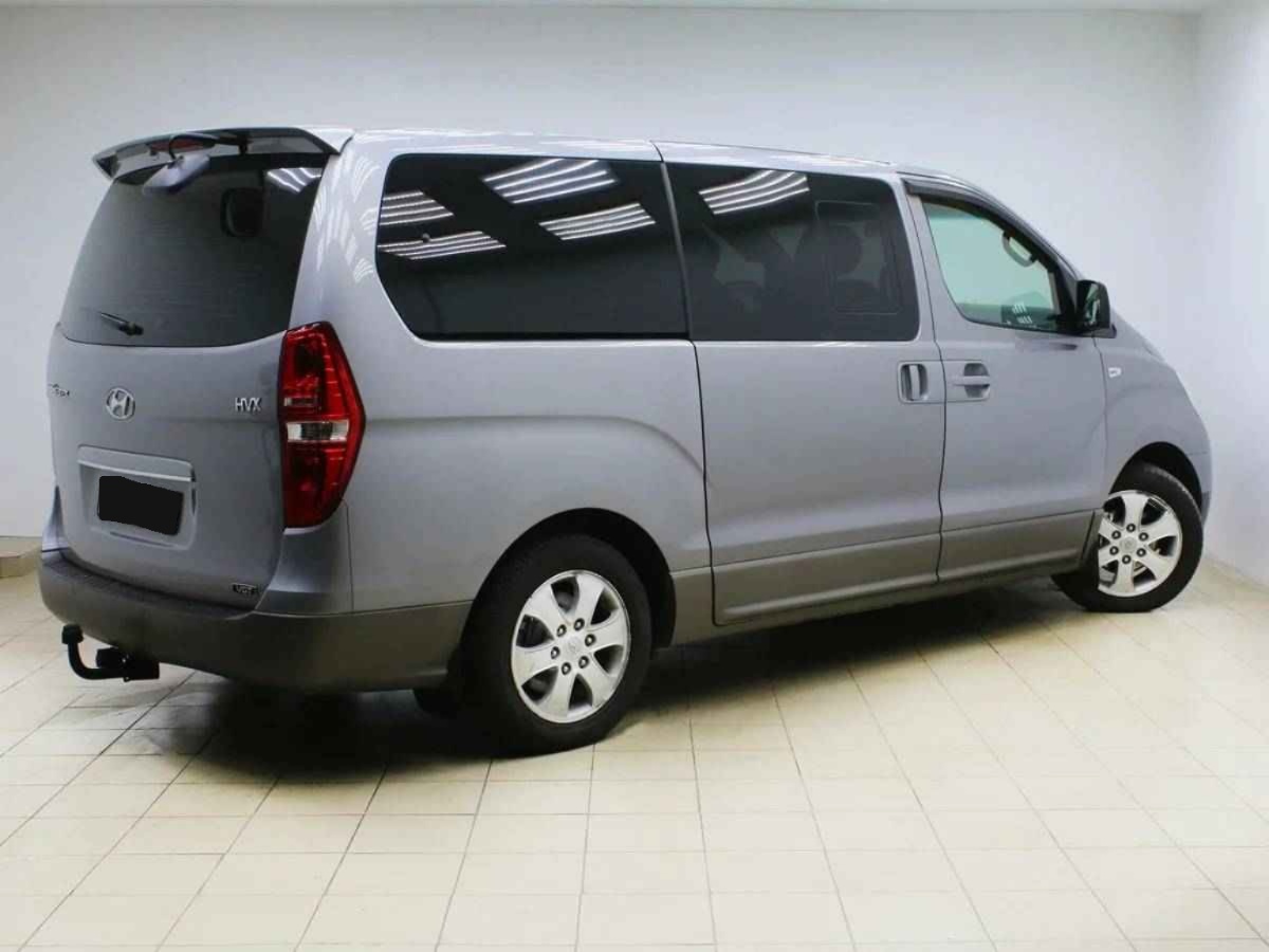 Hyundai Grand Starex, I