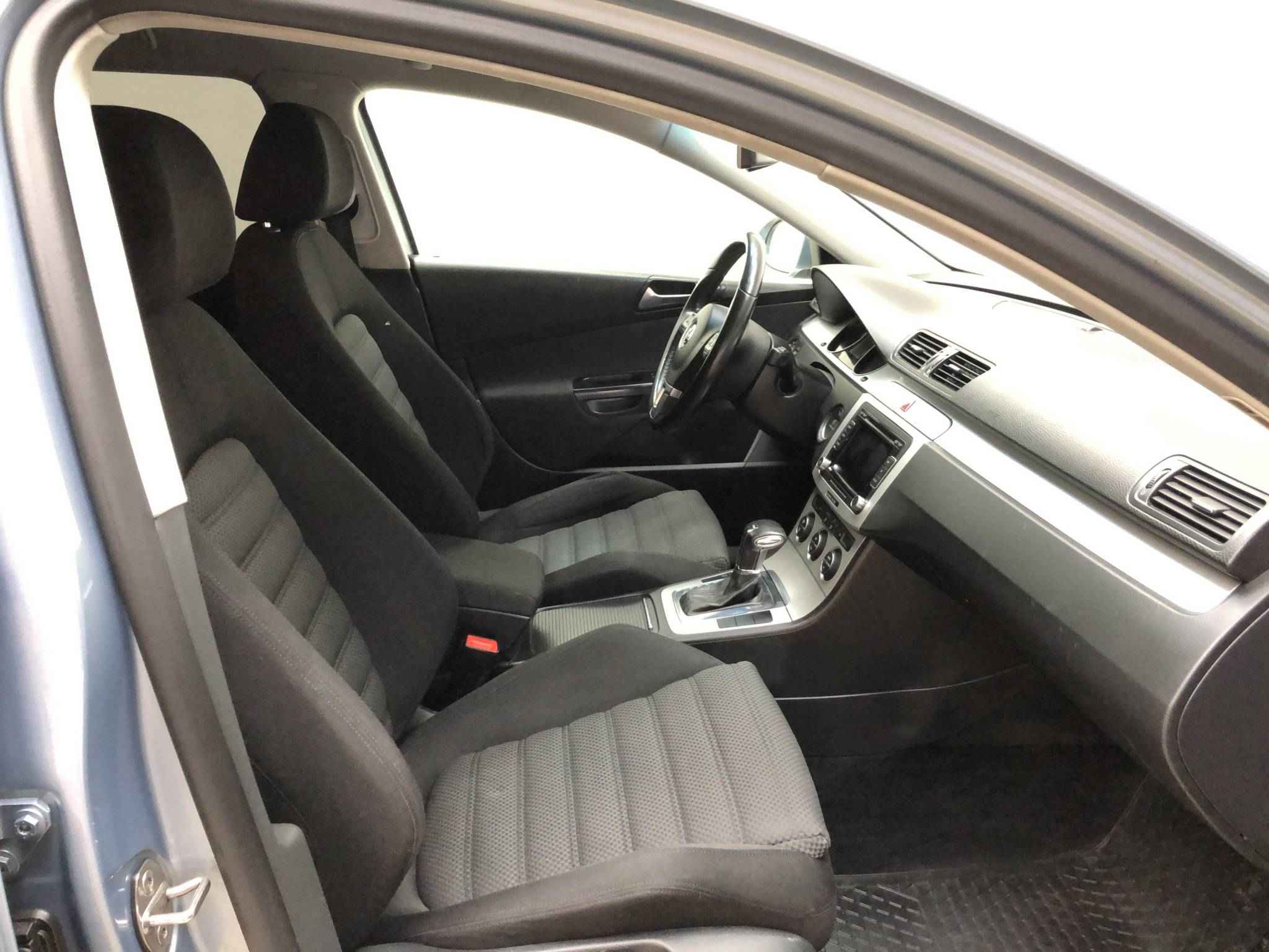 Volkswagen Passat, B6