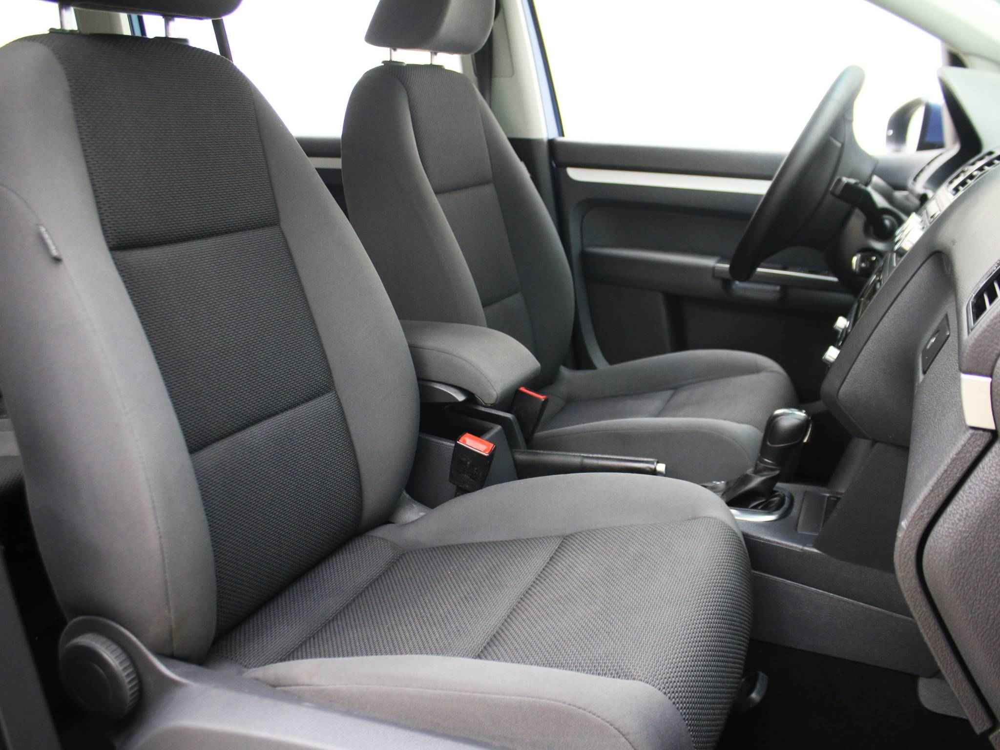 Volkswagen Touran, II