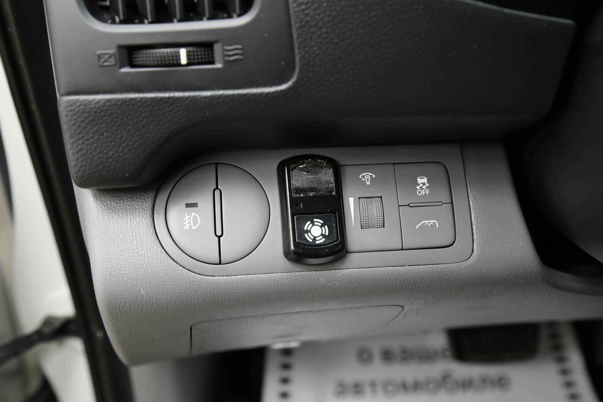 Hyundai Grand Starex, I