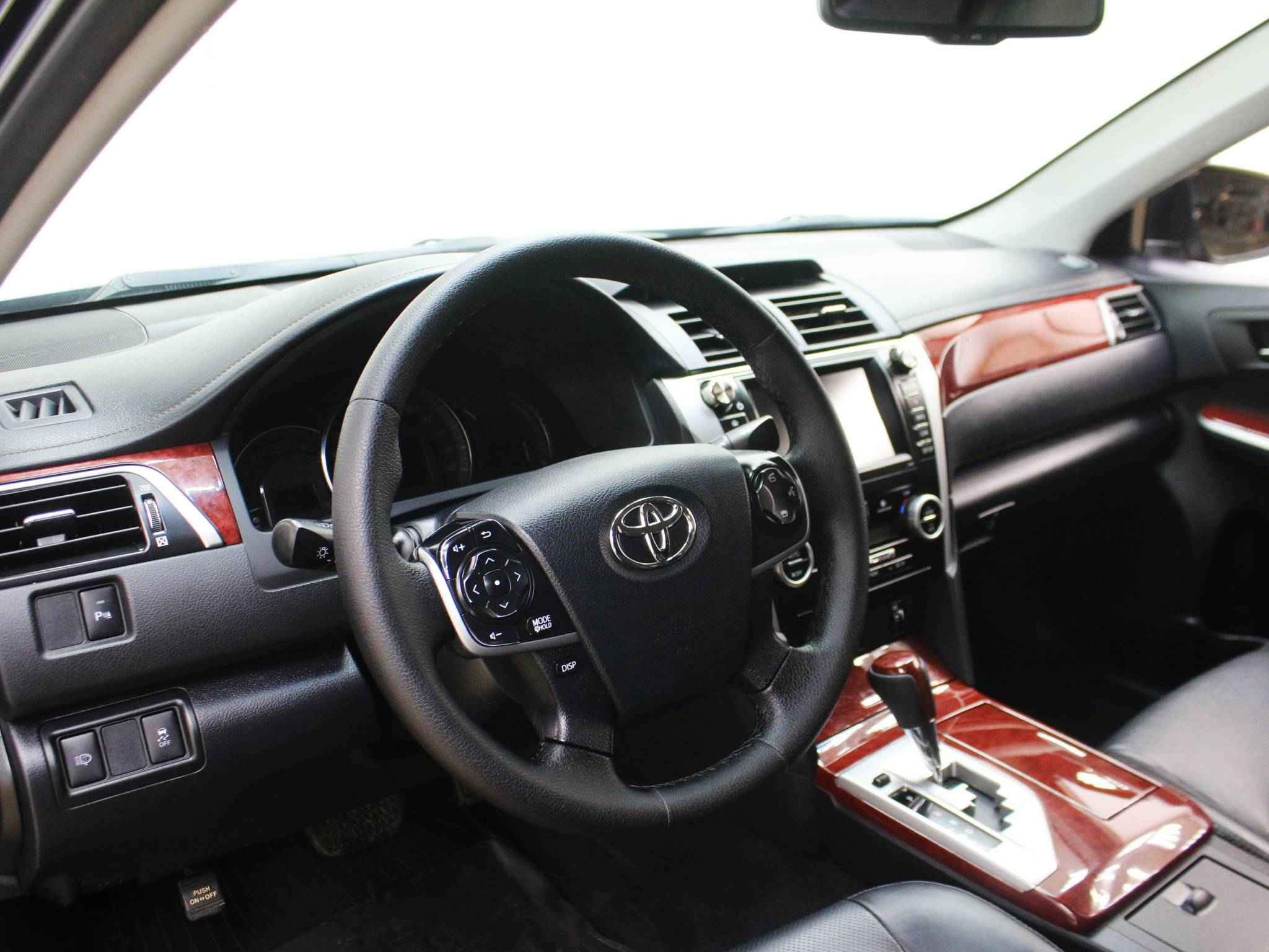 Toyota Camry, VII (XV50)