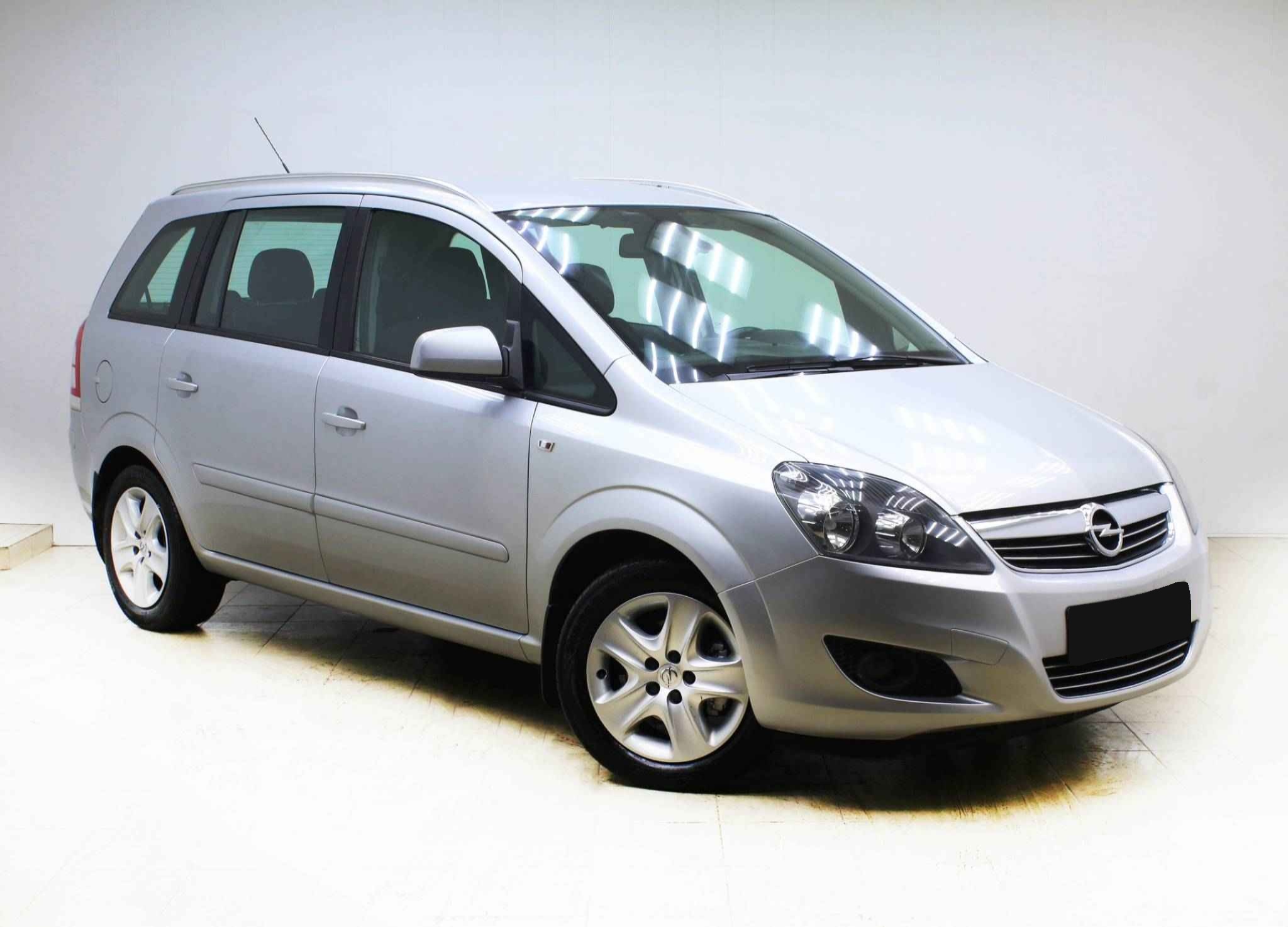 Opel Zafira, B Рестайлинг
