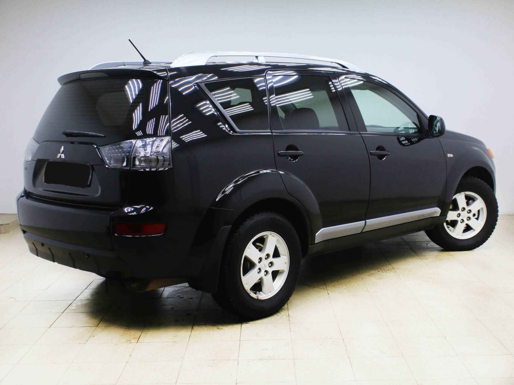 Mitsubishi Outlander, II